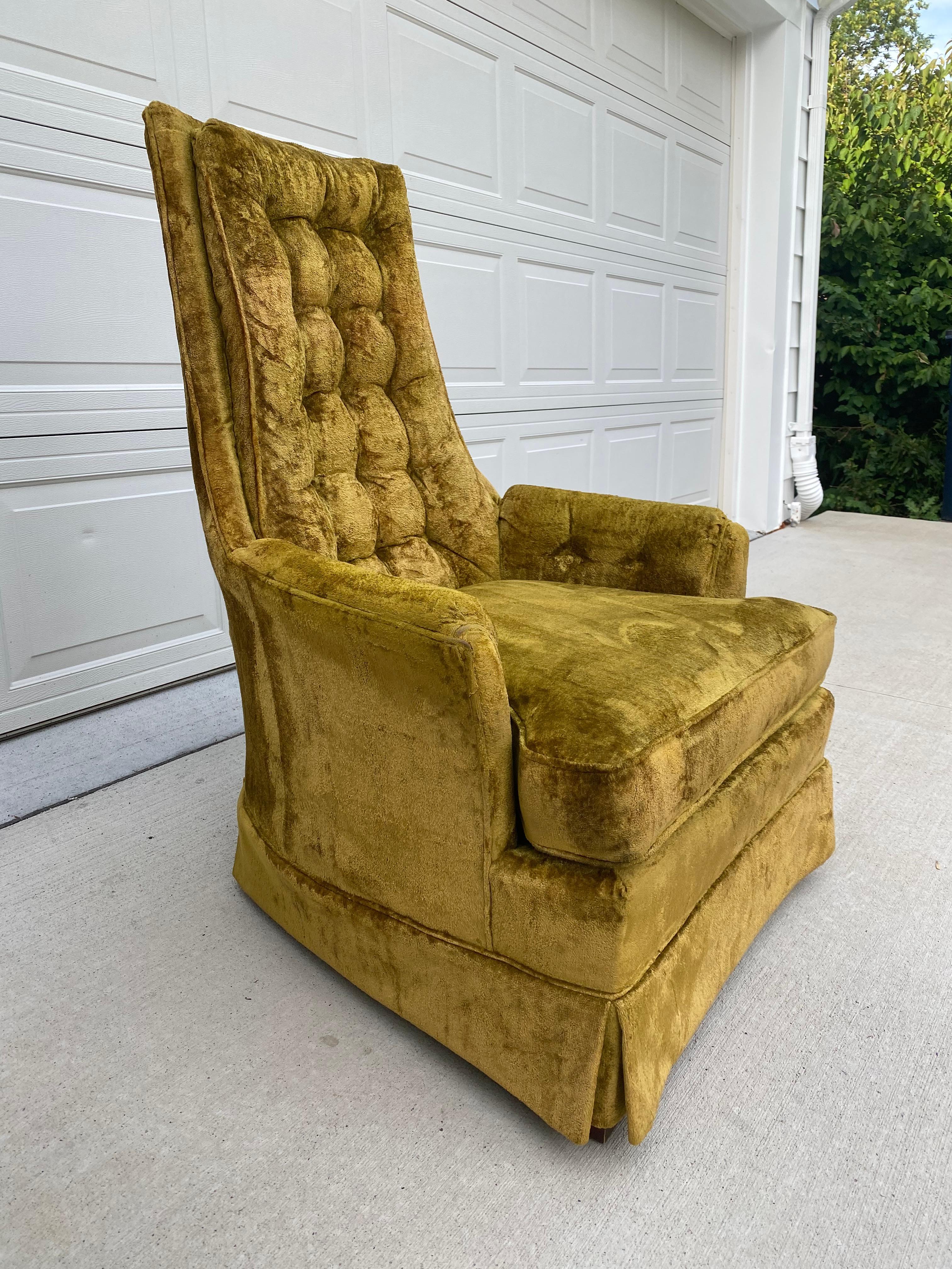 Upholstery Kroehler Style High Back Tufted Velvet Lounge Chair