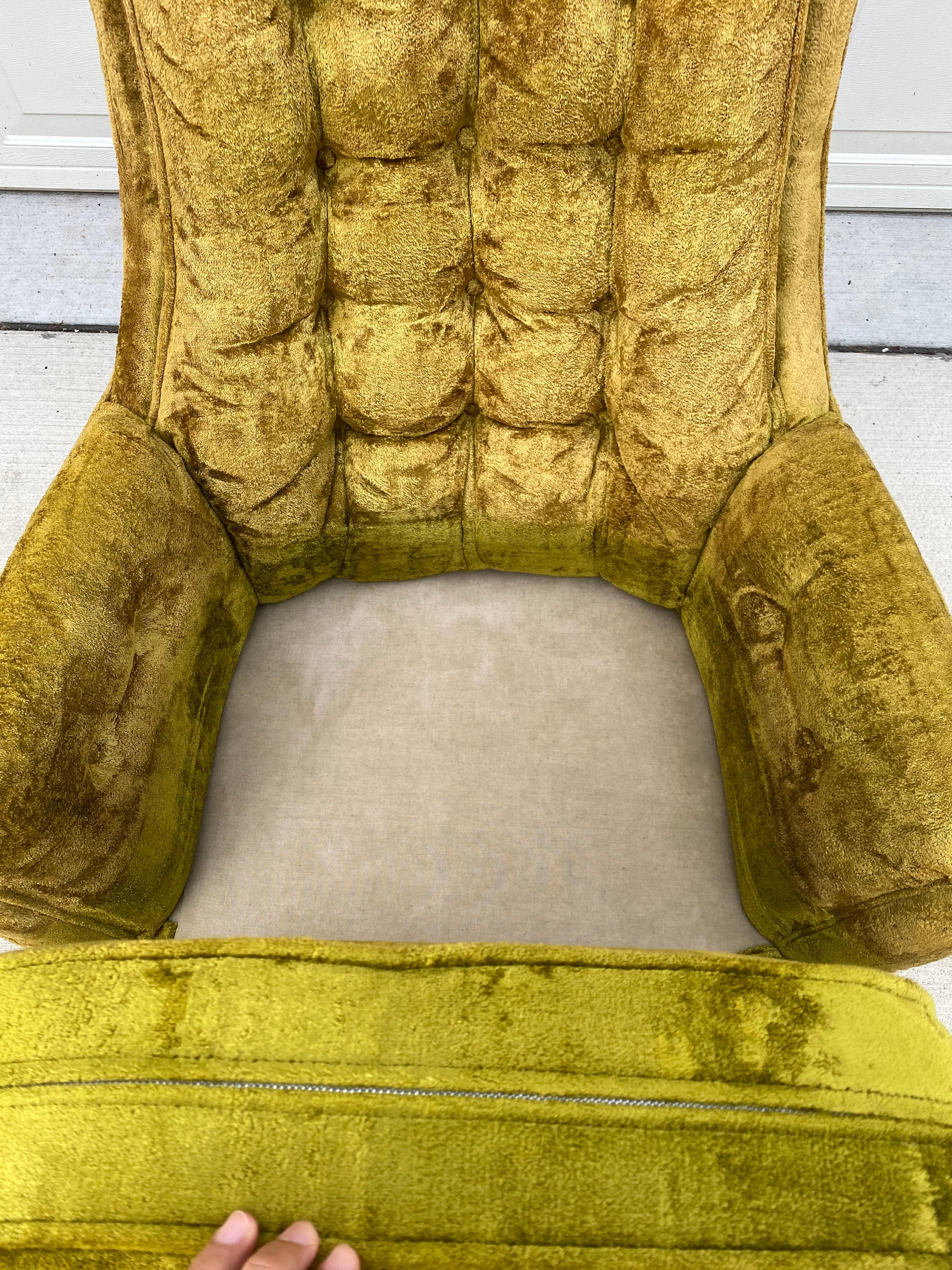 Kroehler Style High Back Tufted Velvet Lounge Chair 1
