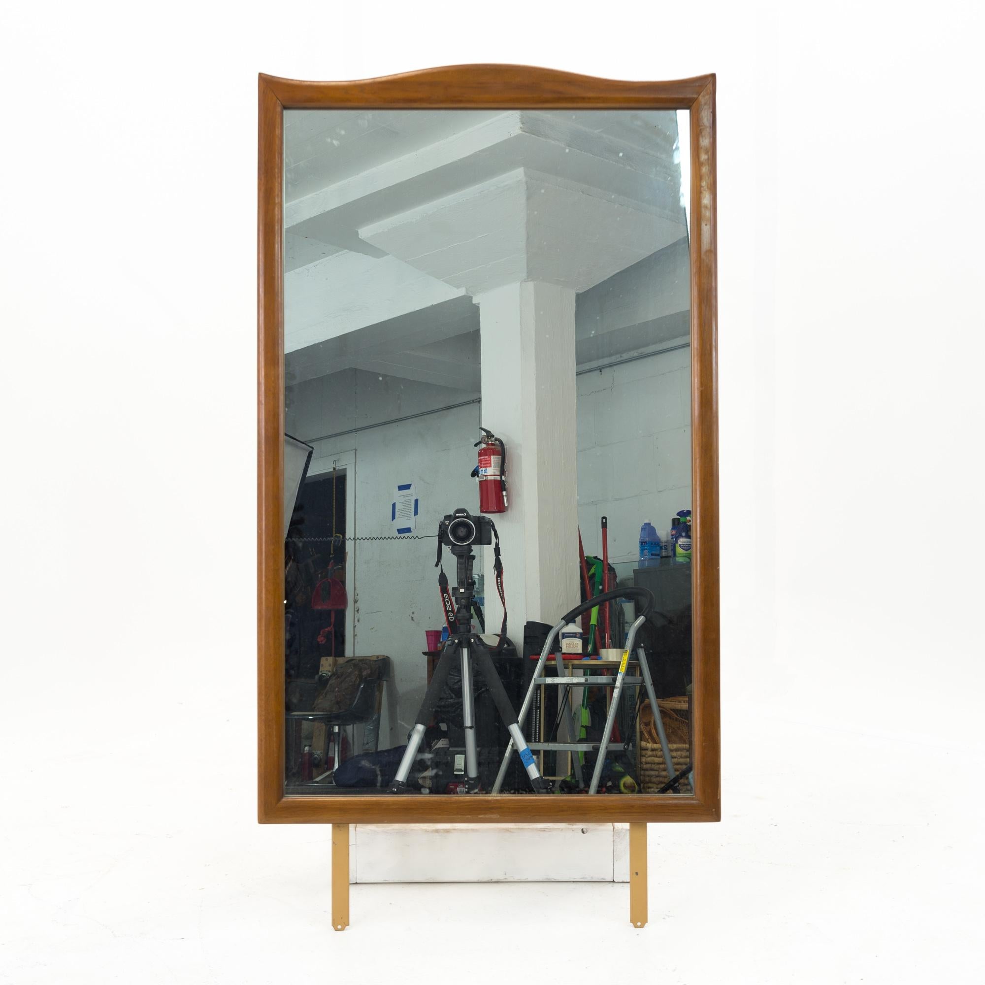Kroehler Walnut and Brass Midcentury Lowboy Dresser with Mirror For Sale 4