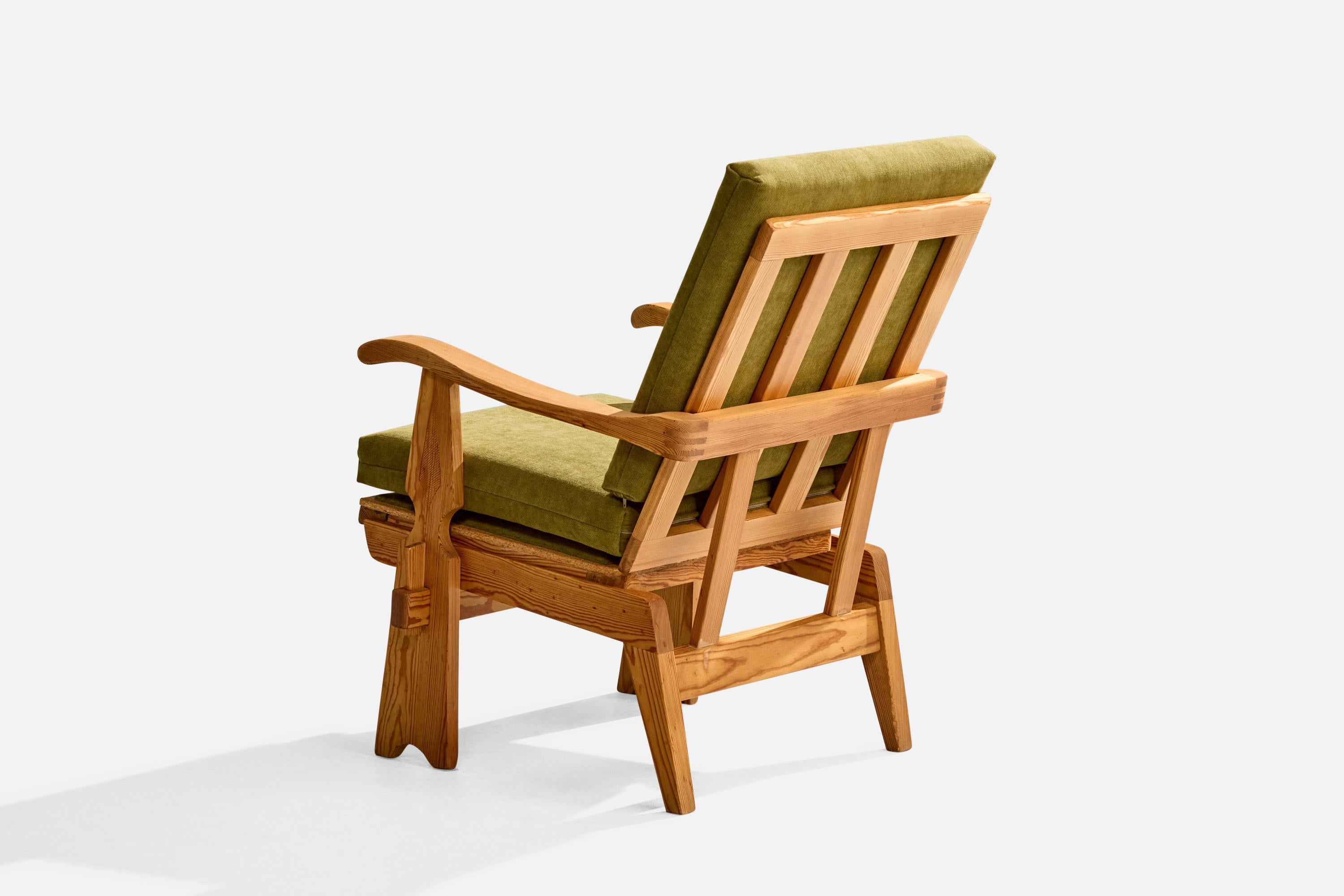 Mid-20th Century Krogenæs Møbler Attribution, Lounge Chairs, Pine, Fabric, Norway, 1960s For Sale