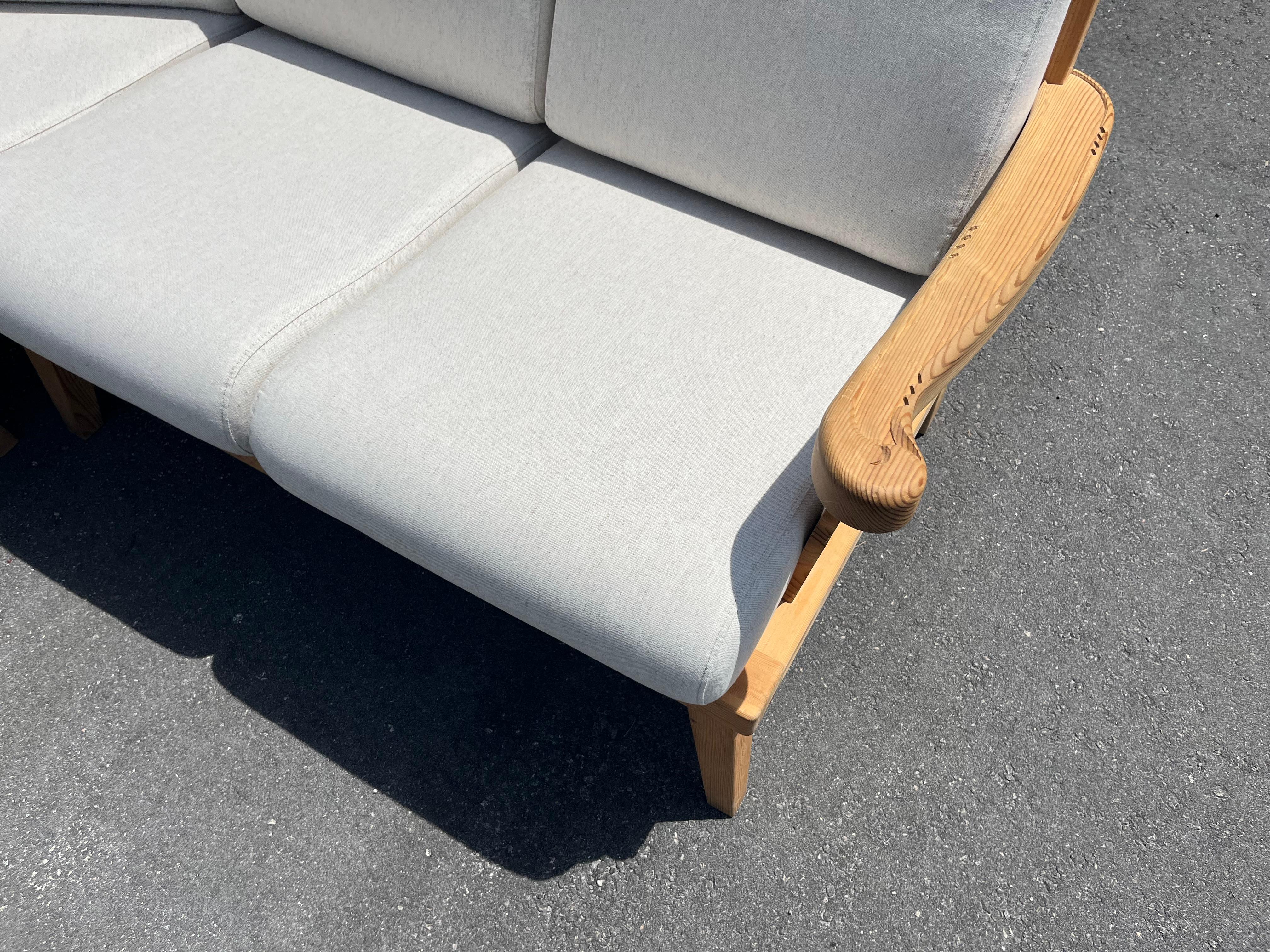 Krogenæs Møbler, Sofa, Sectional, Sculpted Pine, Linen, Norway, 1999 For Sale 6