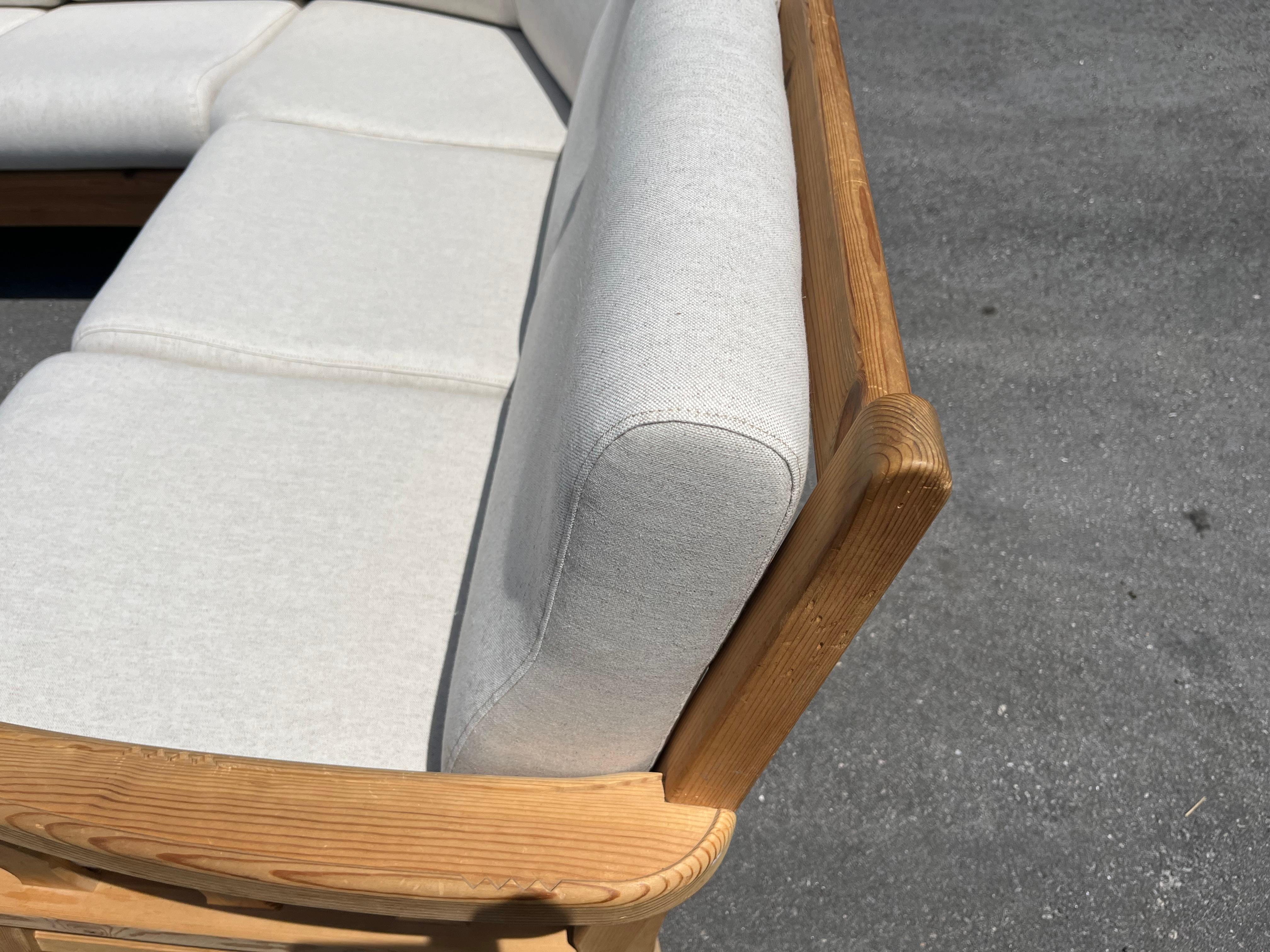 Krogenæs Møbler, Sofa, Sectional, Sculpted Pine, Linen, Norway, 1999 For Sale 10