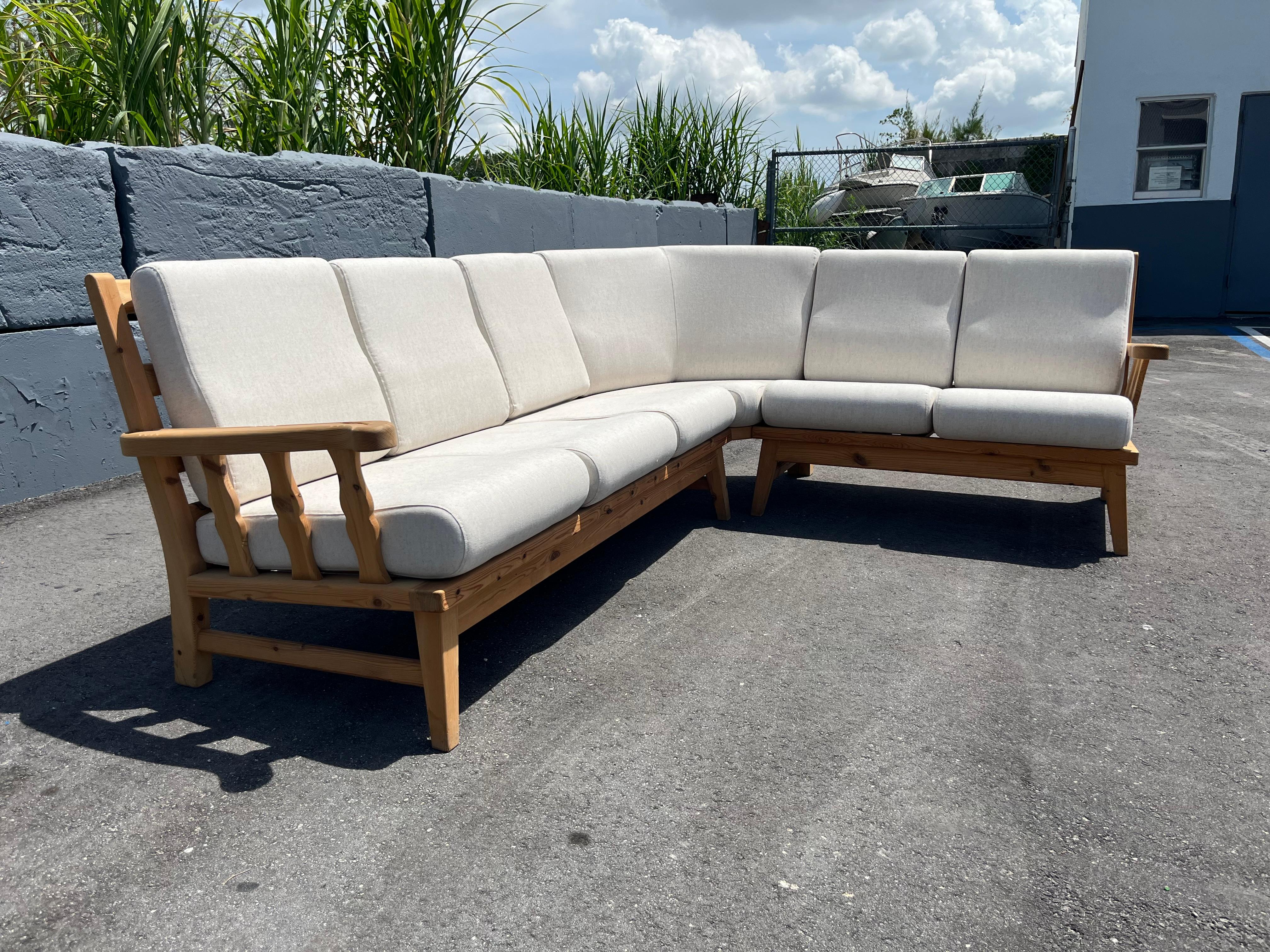 Krogenæs Møbler, Sofa, Sectional, Sculpted Pine, Linen, Norway, 1999 For Sale 12