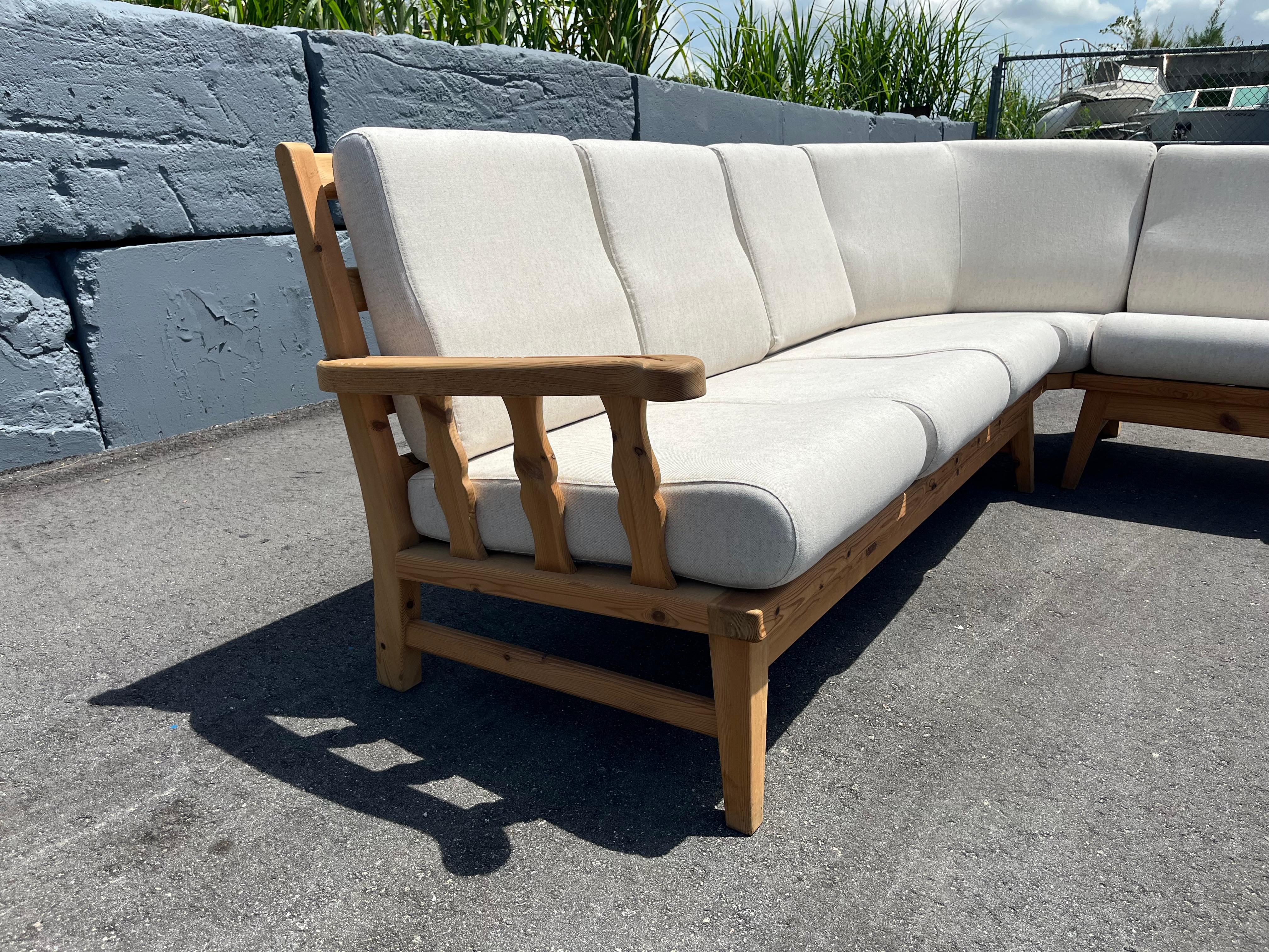 Krogenæs Møbler, Sofa, Sectional, Sculpted Pine, Linen, Norway, 1999 For Sale 13