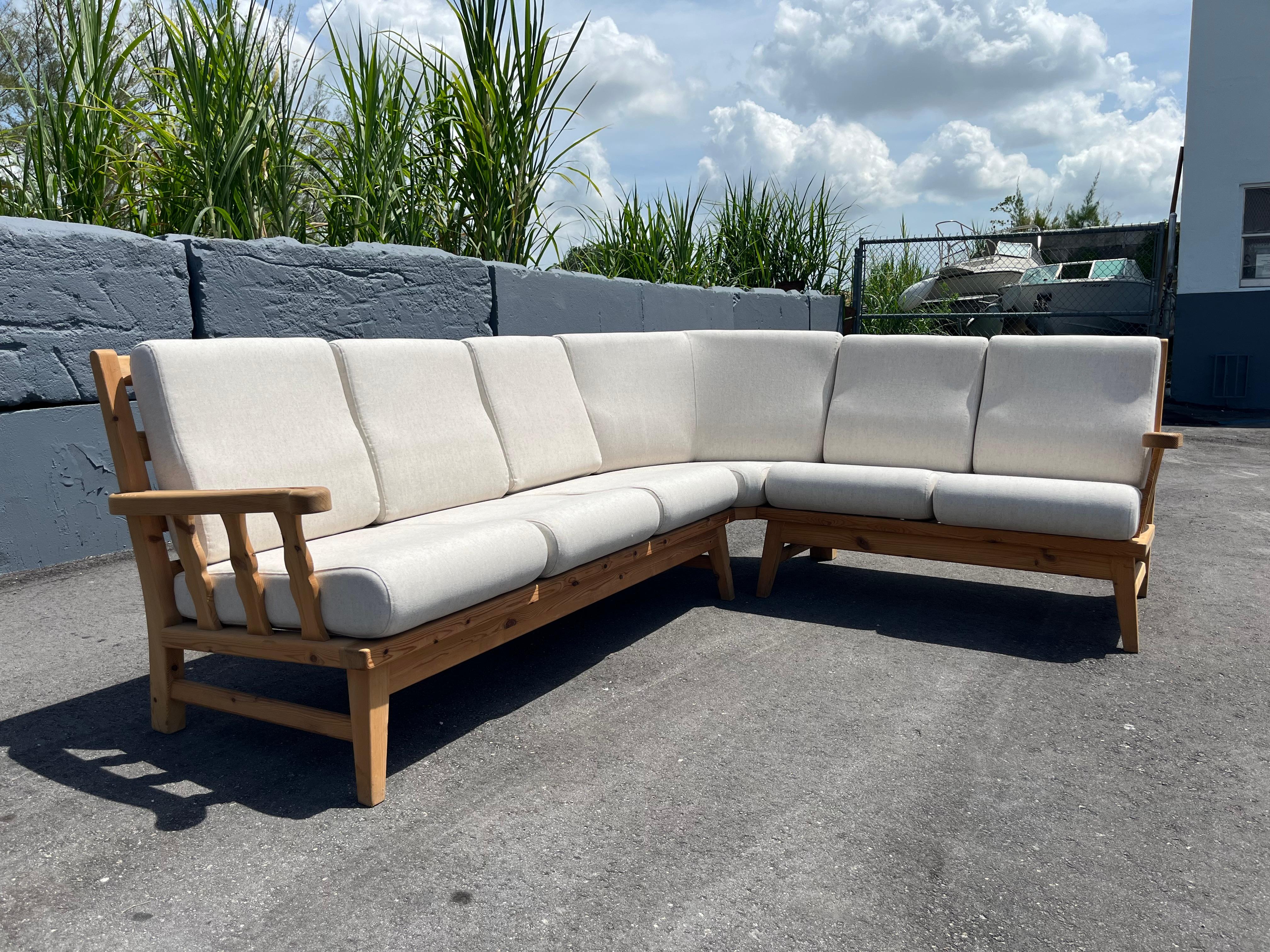 Krogenæs Møbler, Sofa, Sectional, Sculpted Pine, Linen, Norway, 1999 For Sale 14