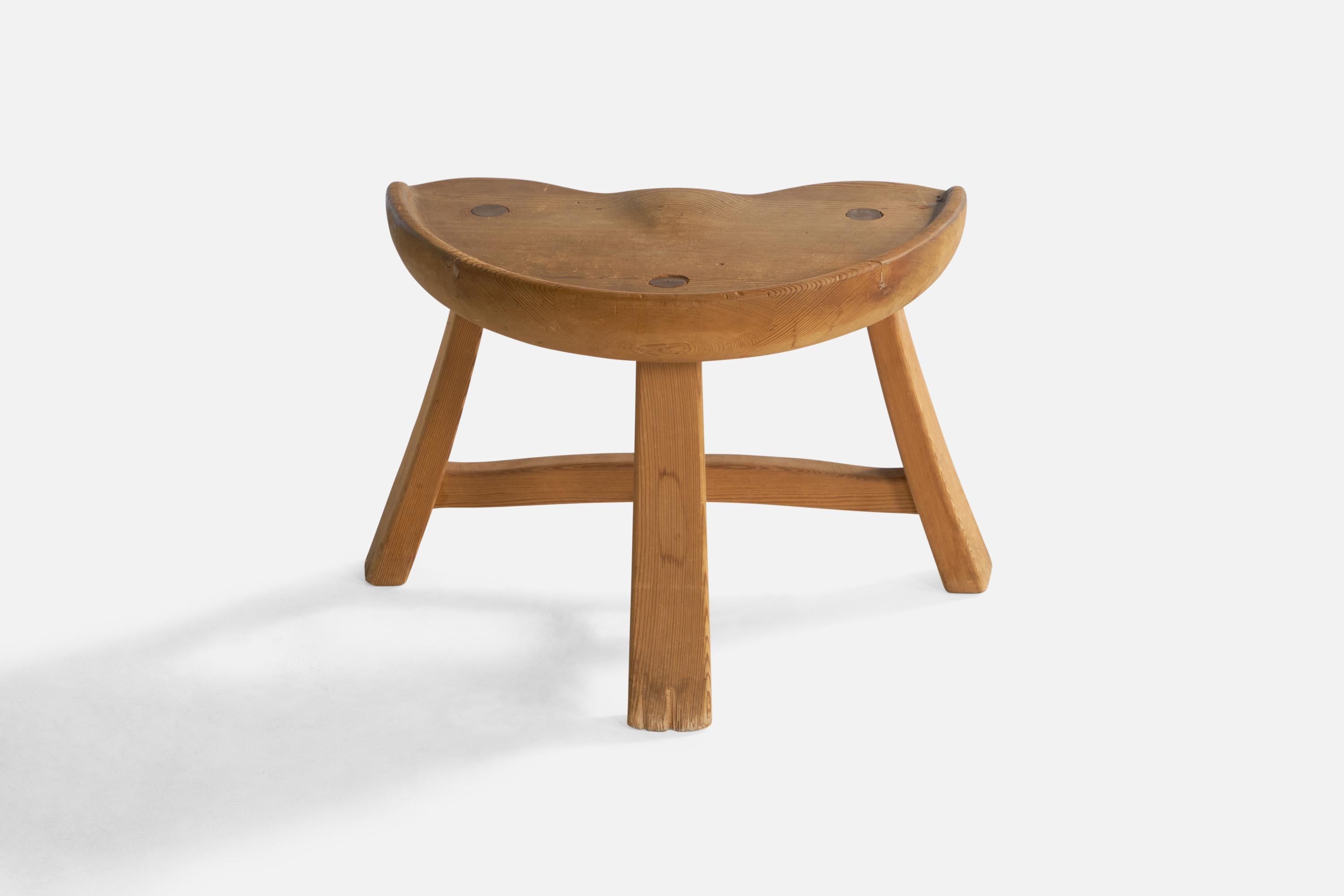 Krogenæs Møbler, Stool, Pine, Norway, 1960s In Fair Condition For Sale In High Point, NC