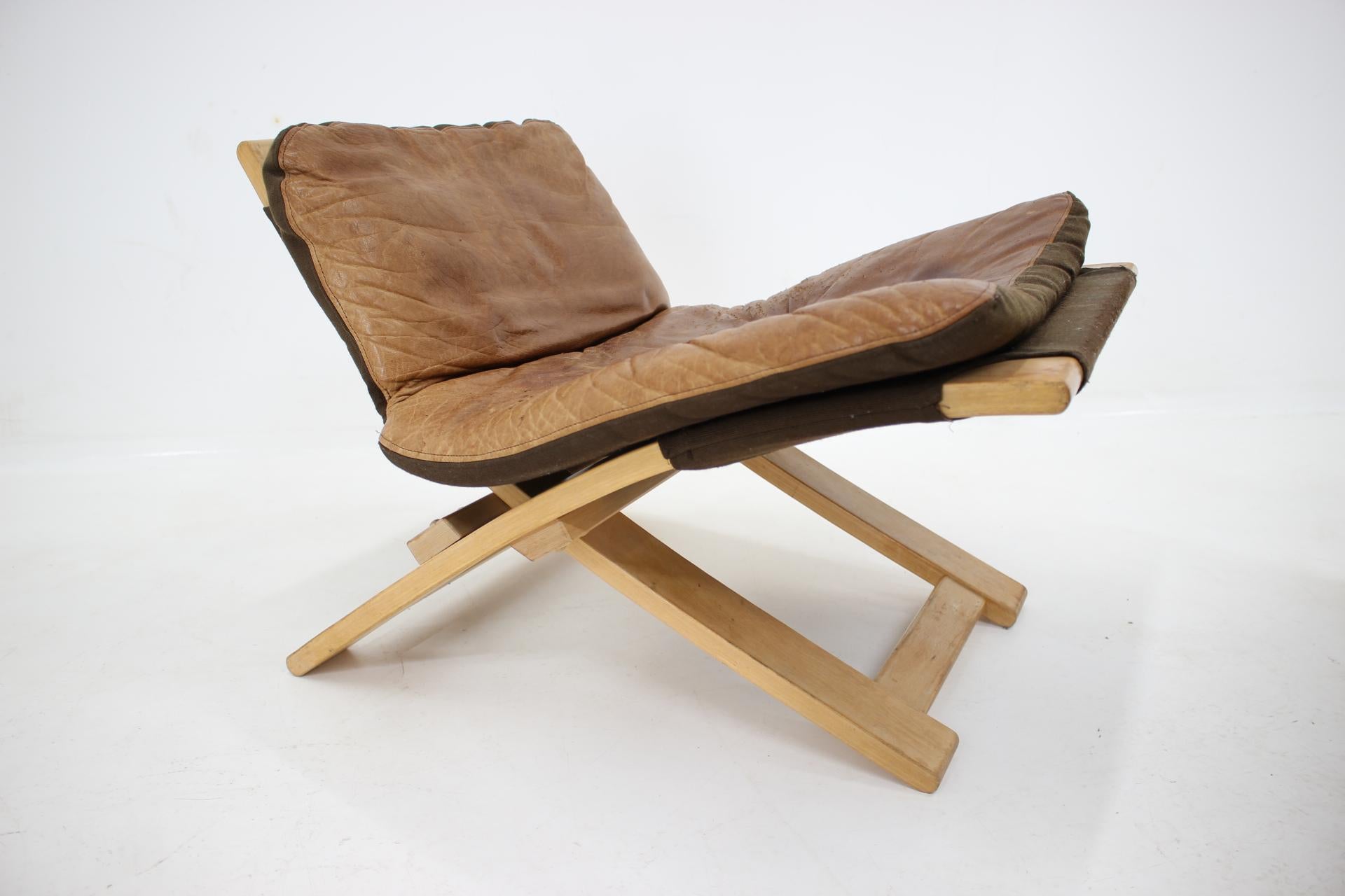 Mid-Century Modern Kroken Leather Lounge Chair and Stool by Ake Fribytter for Nelo, Sweden, 1970s For Sale