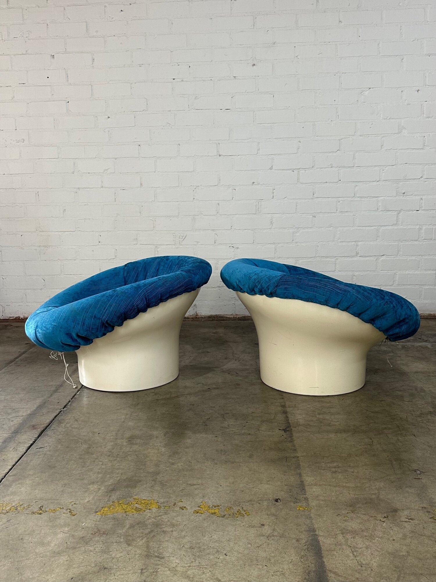 Mid-20th Century Krokus Style Lounge Chairs - Pair For Sale