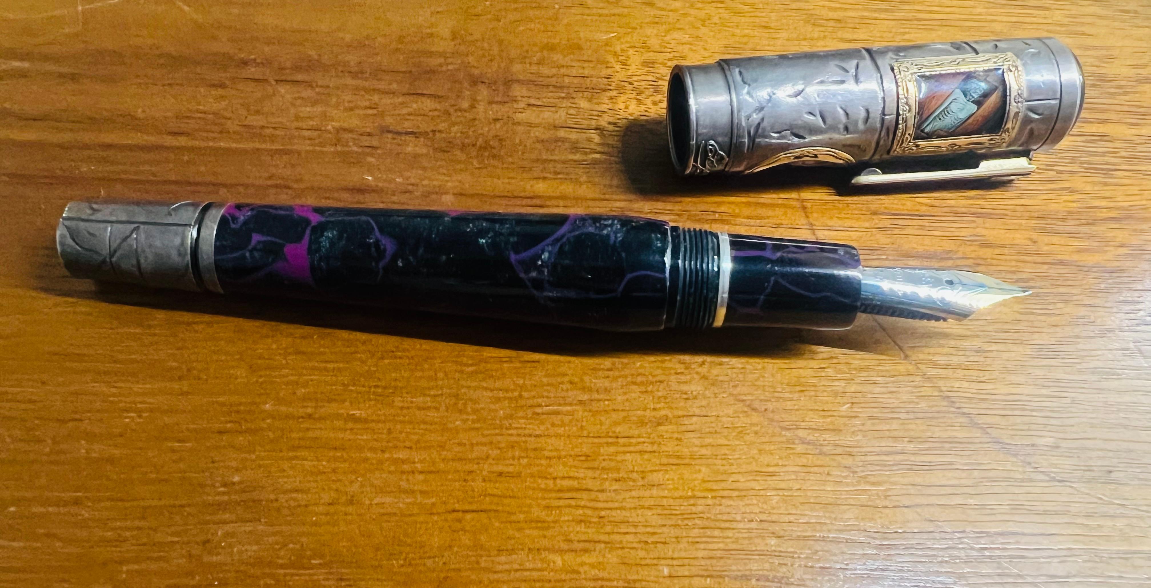 Krone Edgar Allan Poe Brunnenstift in limitierter Auflage mit Originalverpackung im Angebot 6