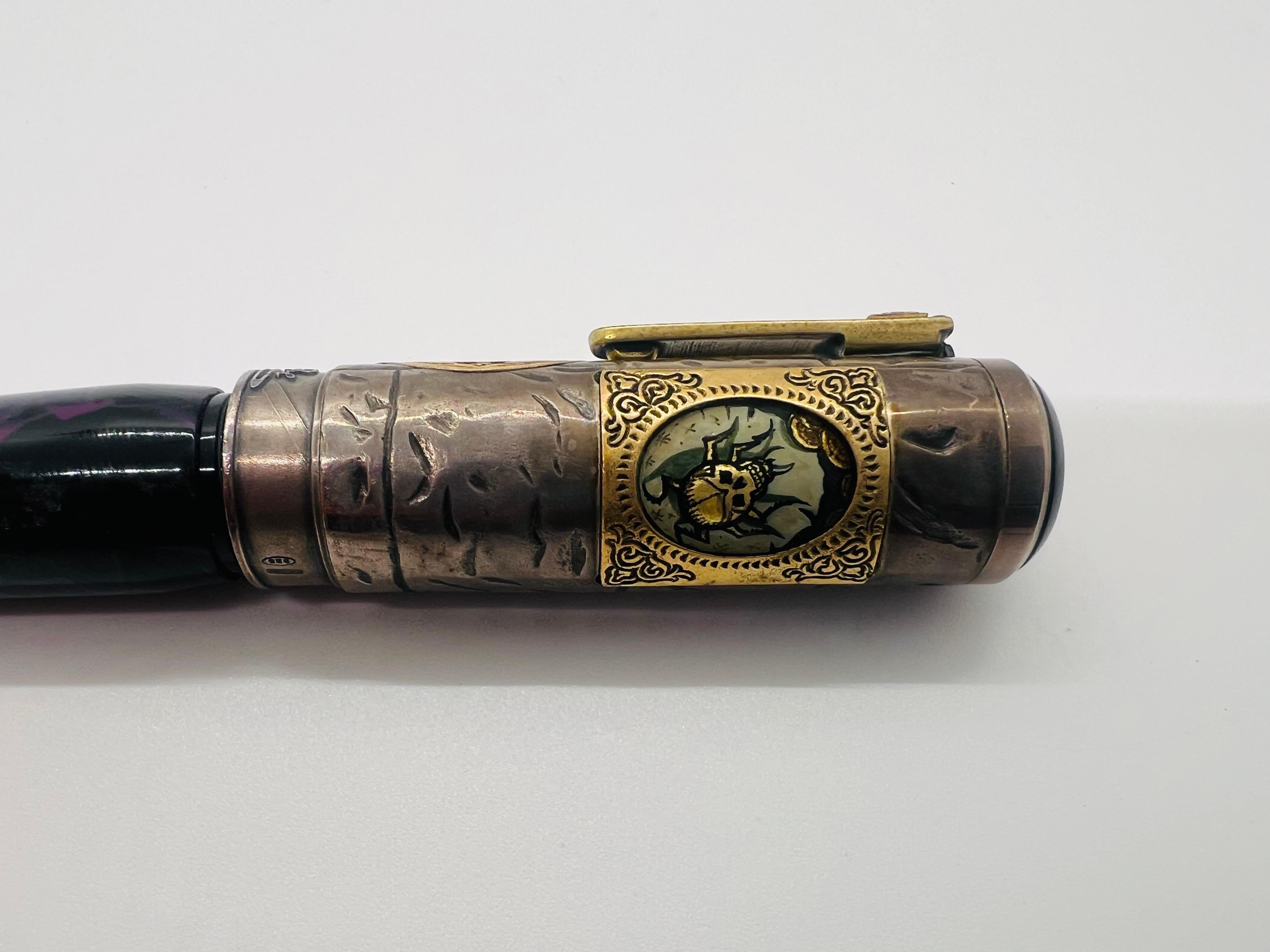 Krone Edgar Allan Poe Brunnenstift in limitierter Auflage mit Originalverpackung (21. Jahrhundert und zeitgenössisch) im Angebot