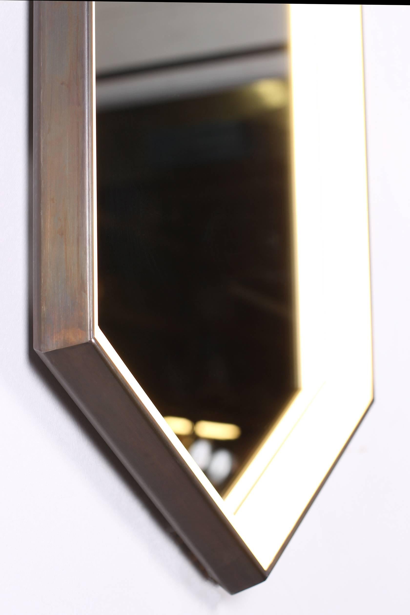 Modern Kruos Mirror LM46 Hexagonal Edge Lit Vanity Powder Room or Makeup Mirror For Sale