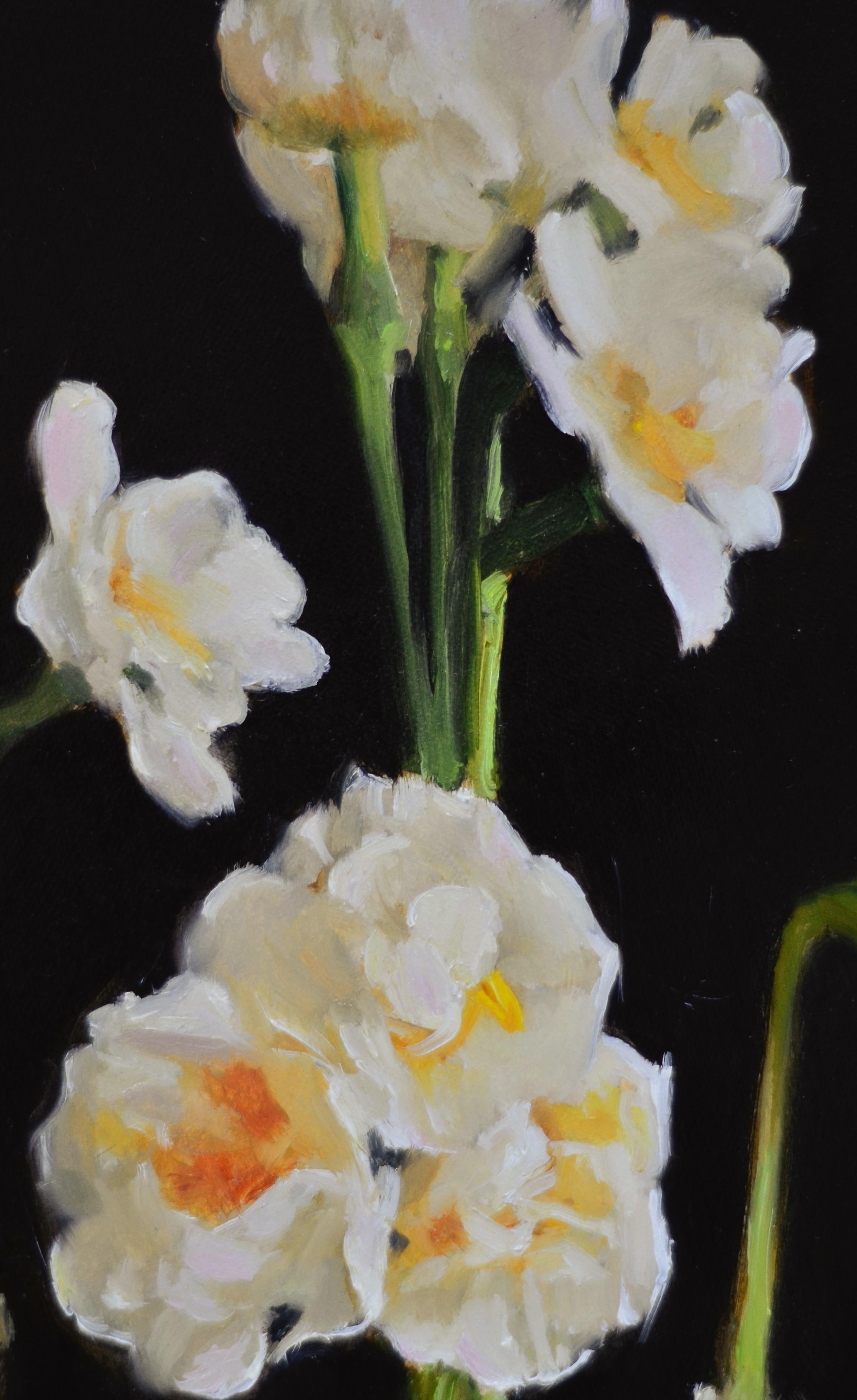 Daffodils - 21st Century Contemporary Realism Floral Oil Painting For Sale 2