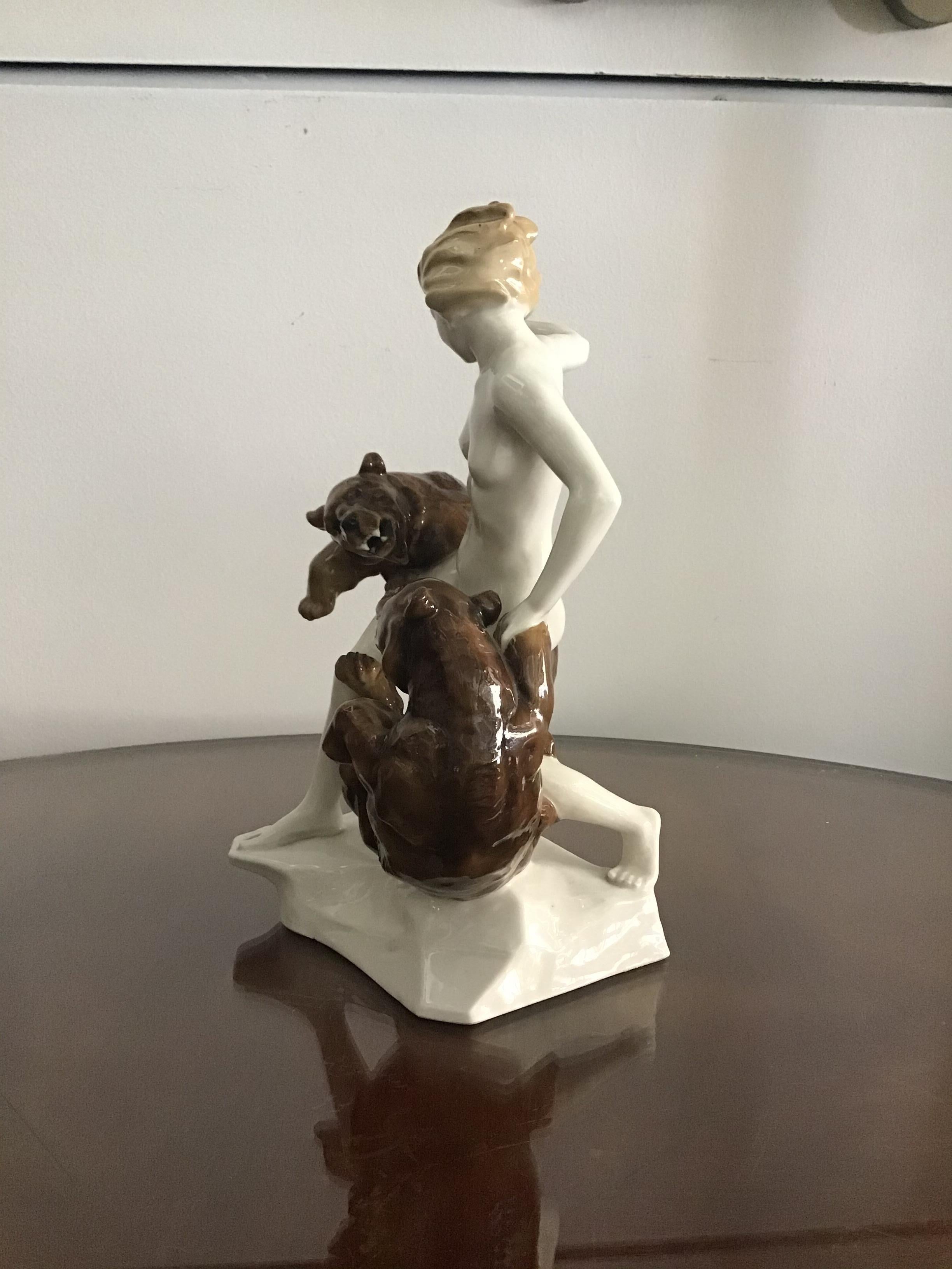 K.Tutter “Woman with Bears” Porcelain, 1940, Germany  For Sale 2