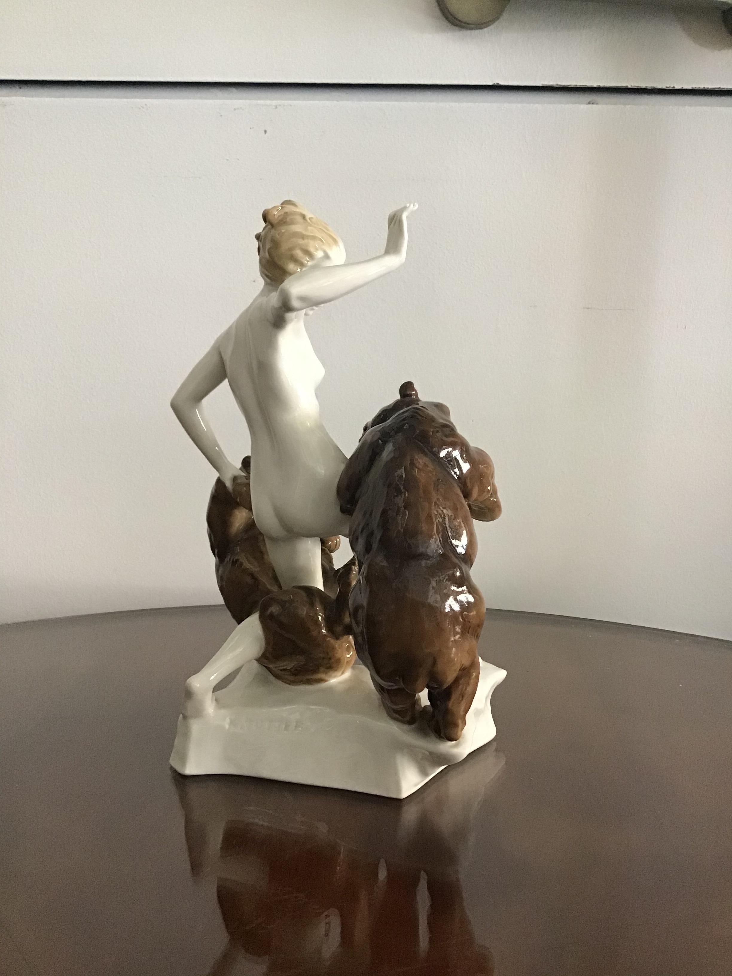 K.Tutter “Woman with Bears” Porcelain, 1940, Germany  For Sale 1
