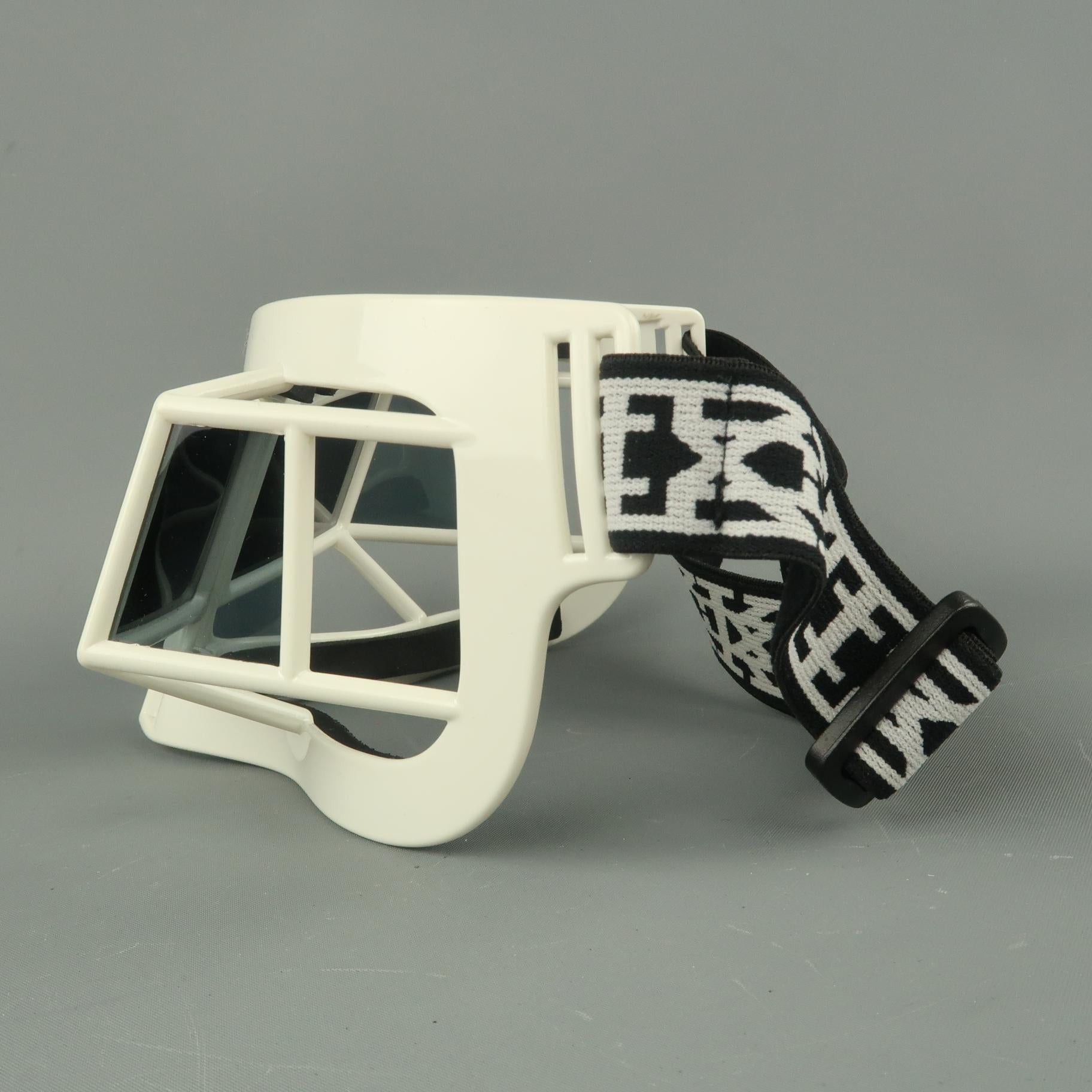 Women's or Men's KTZ by Linda Farrow White Geometric Mask Goggle Sunglasses