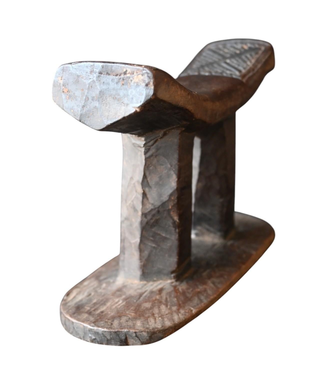 Sculpté à la main Appui-nuque Kuba en bois (début du 20e siècle) Dr Congo en vente