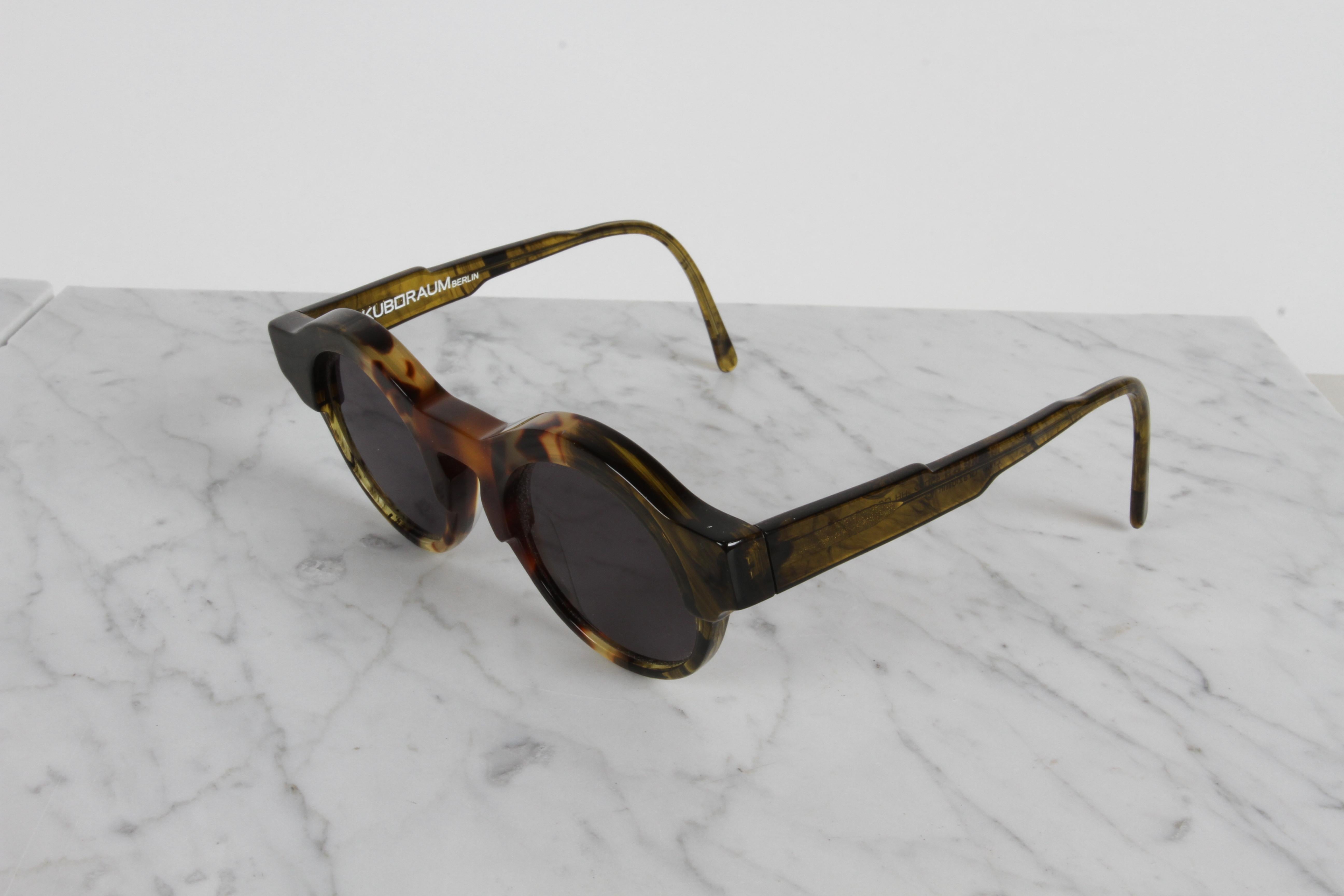 Kuboraum - Maske K9 HHGS - 145mm Handmade Tortoise Frame Sunglasses Gray Lenses For Sale 5