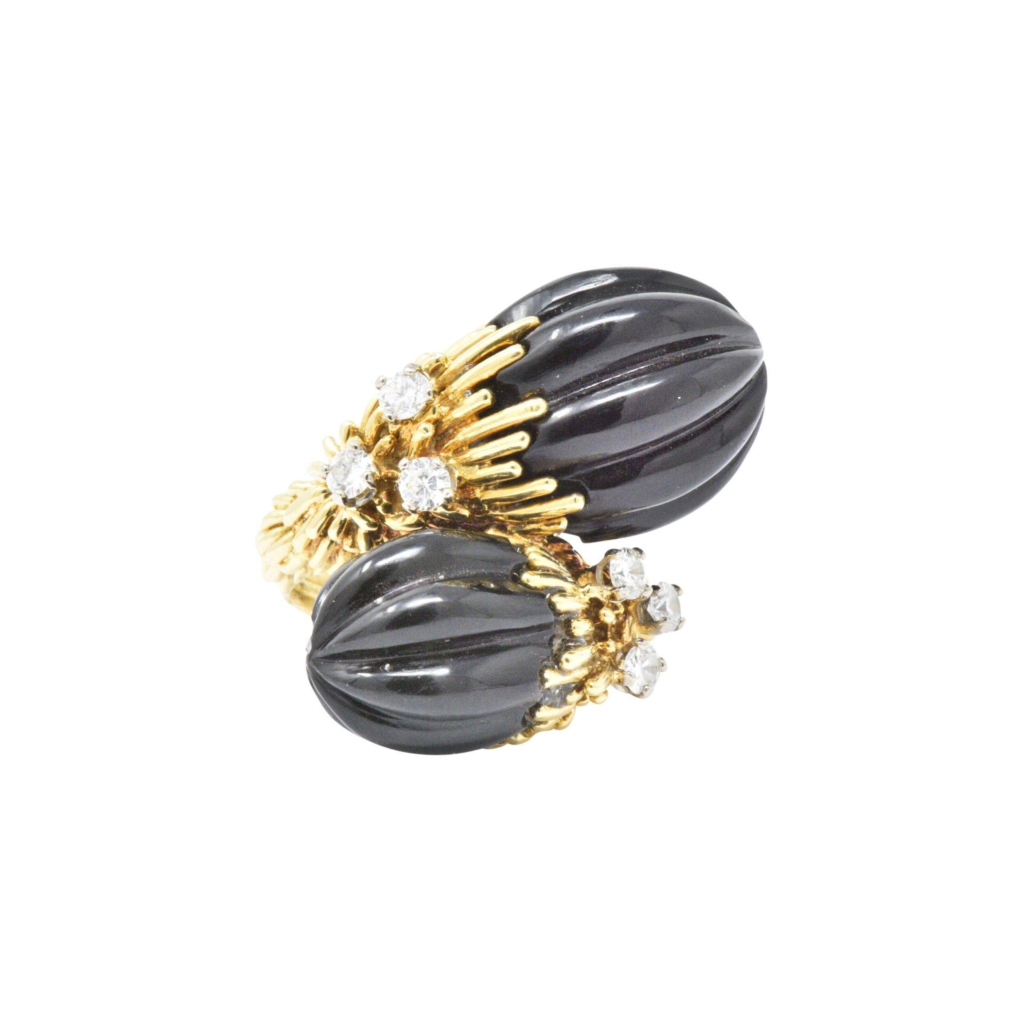 Kuchinsky 0.60 Carat Diamond Onyx and 18 Karat Gold Ring, circa 1970s 3