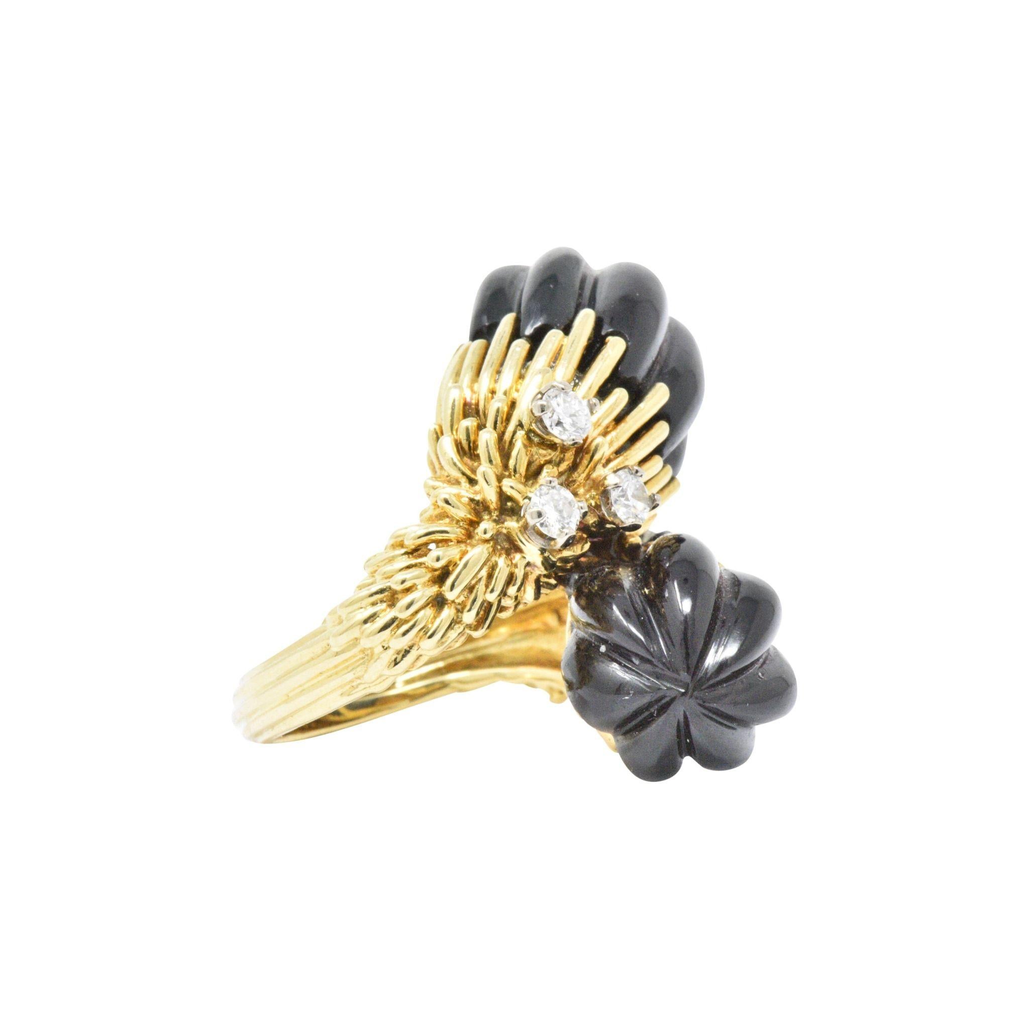 Kuchinsky 0.60 Carat Diamond Onyx and 18 Karat Gold Ring, circa 1970s 4