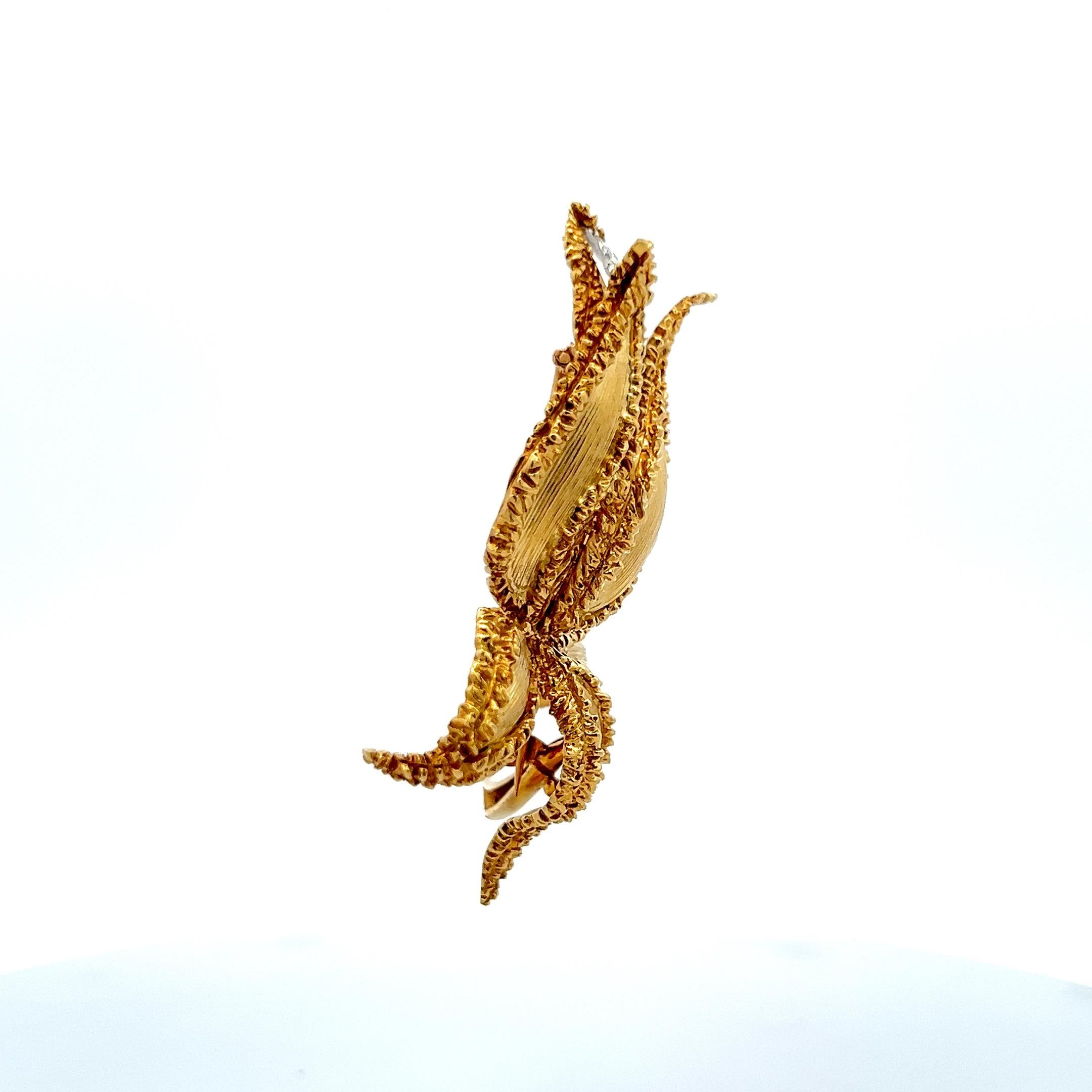Diseñador:
KUCNINSKY
Título:
Broche Kucninsky de oro amarillo de 18 quilates con diamante redondo brillante G VS de 0,45 quilates
Estilo:
Pin
Metal:
oro amarillo de 18 quilates
Gema 1:
Diamante de 0,45 quilates
Número de