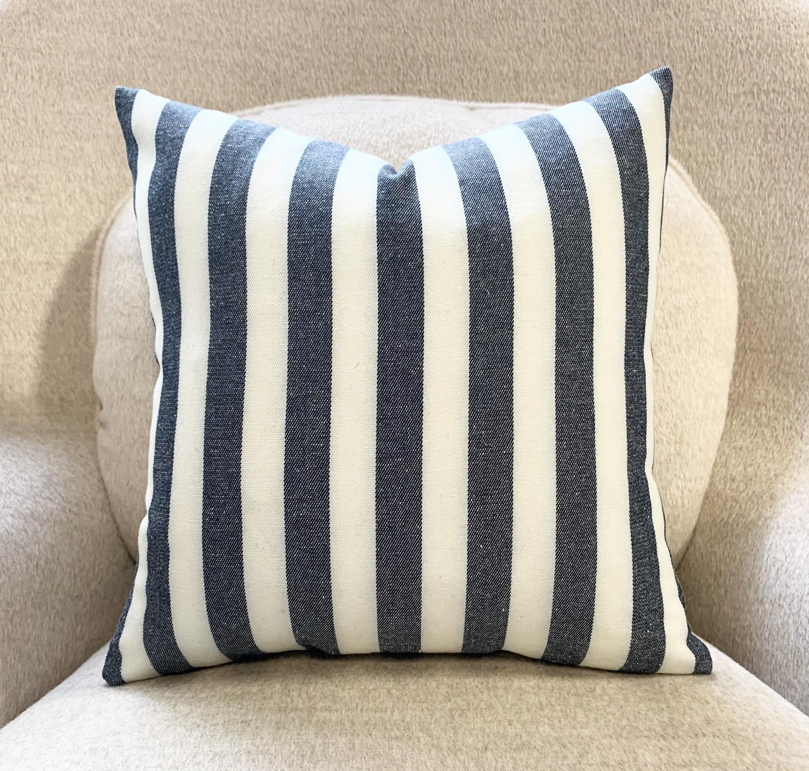 Kule x Forsyth Collection Pillow  In New Condition For Sale In SAINT LOUIS, MO