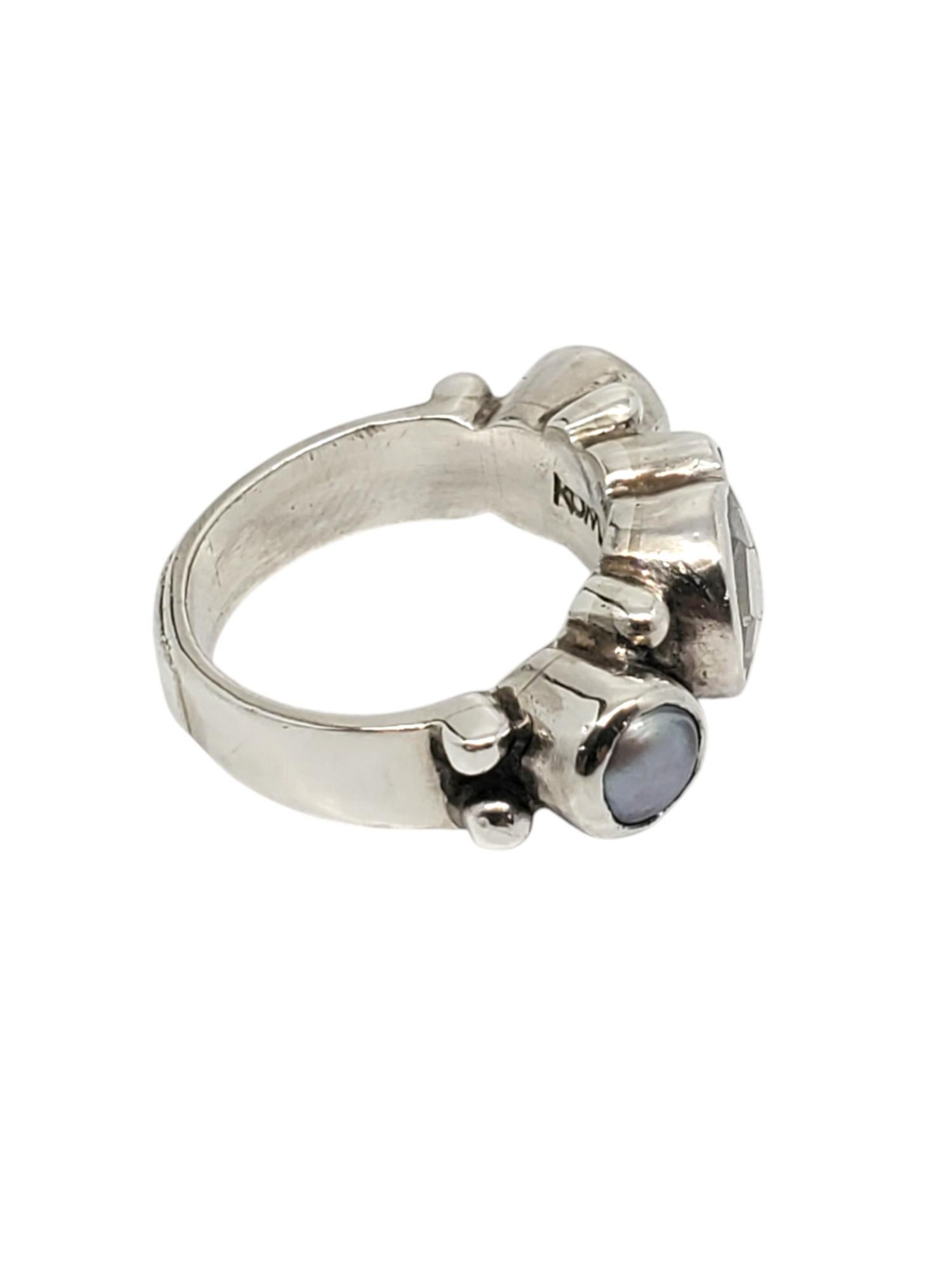 Kum Kum Sterling Silver CZ & Heart Ring Size 6.75 #20832 In Good Condition In Washington Depot, CT