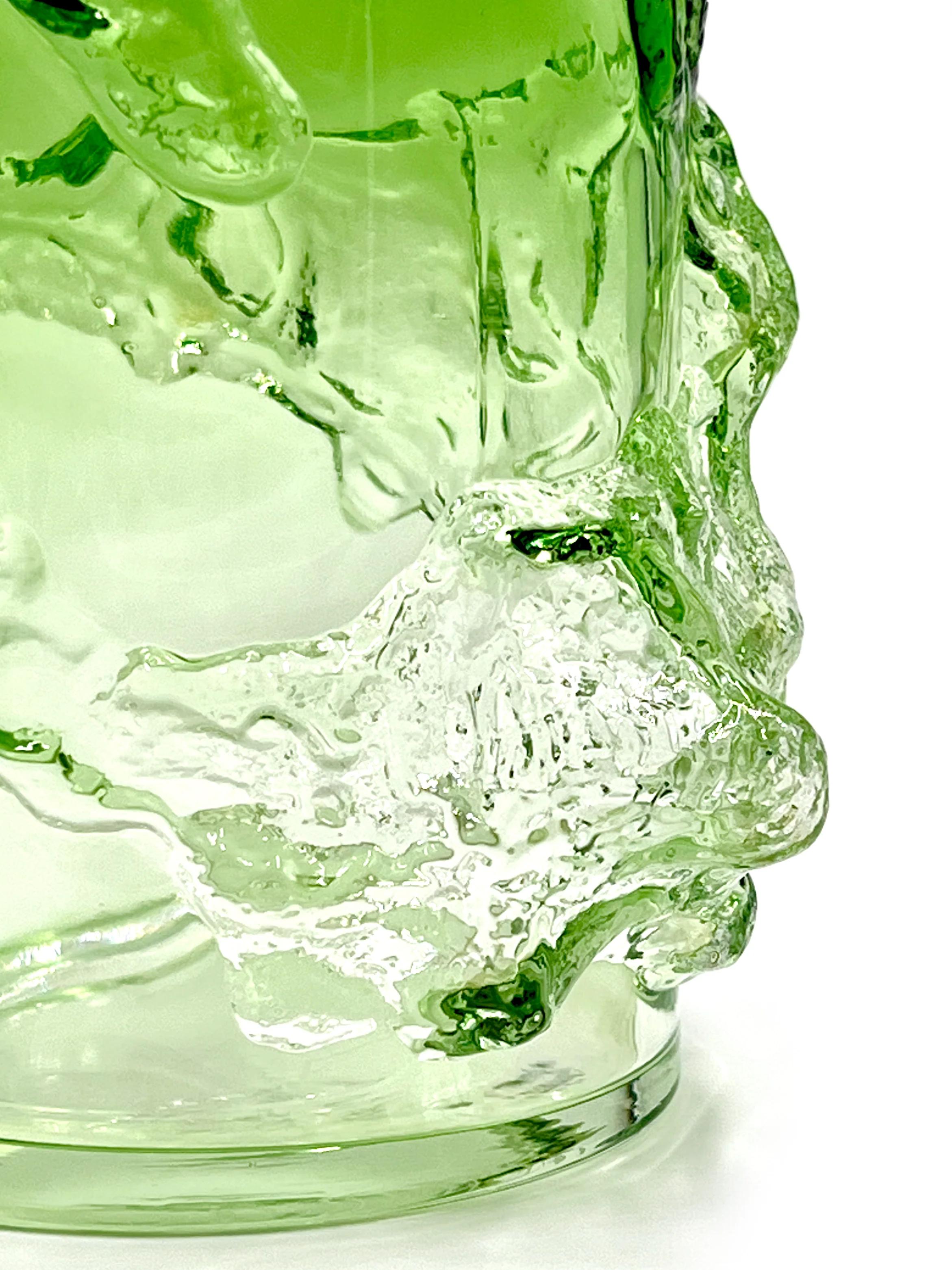 Mid-20th Century Kumela Glass (Finland) 'Petäjä' 9.5