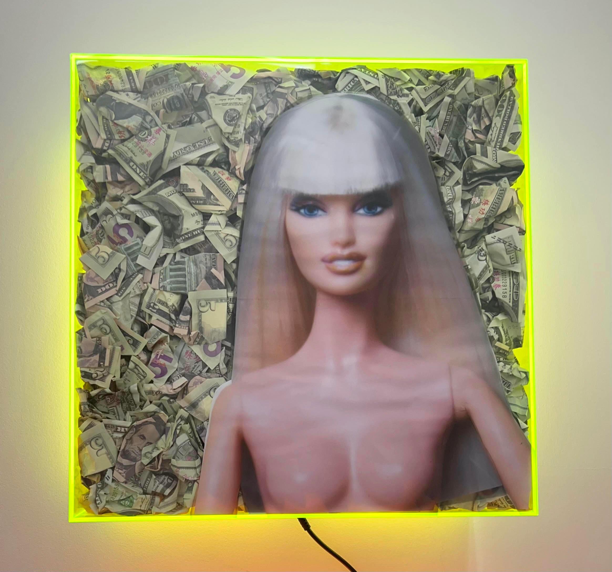 June 2020, Unique Edition
Mix Media paper wax and plexyglass with protective Cap Plexiglas with LED
15 7/10 × 15 7/10 × 7 9/10 in - 40 × 40 × 20 cm
The artwork is dated, numbered and signed on a metal label sticked on the protective cap
The artwork