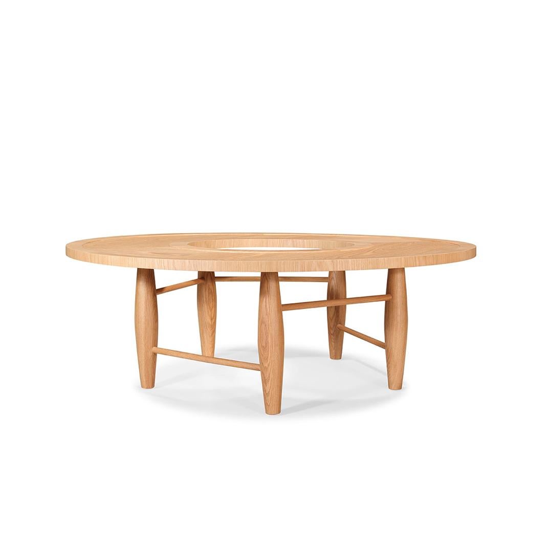 Kun Center Table - Round Oak Coffee Table with Nature-Inspired Curved Design In New Condition For Sale In Baguim Do Monte, PT