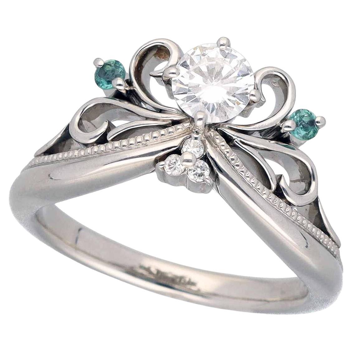 K.uno Princess Tiara Diamond 0.30ct D-VS1-GD Side Diamond 0.03ct Platinum Ring For Sale