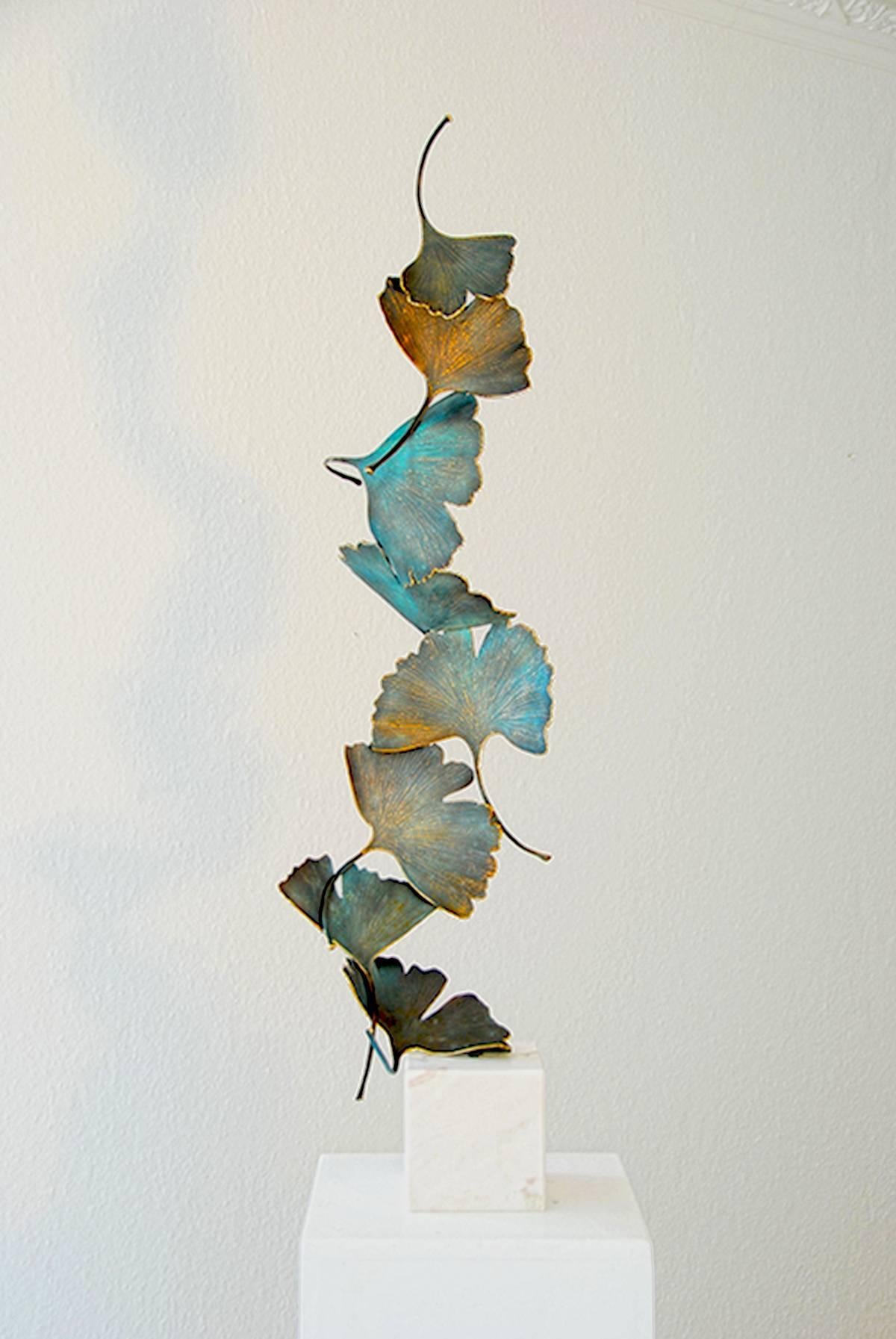 8 Leaves Blue Gingko by Kuno Vollet Contemporary Bronze sculpture white marble