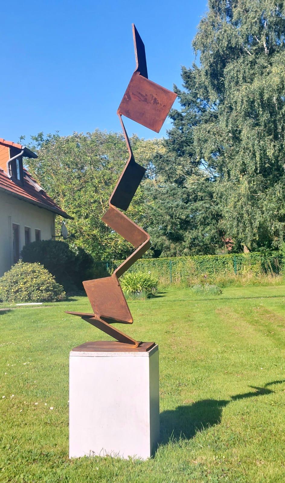Aspiring Path von Kuno Vollet - Zeitgenössische Skulptur aus rostigem Stahl für den Außenbereich im Angebot 4