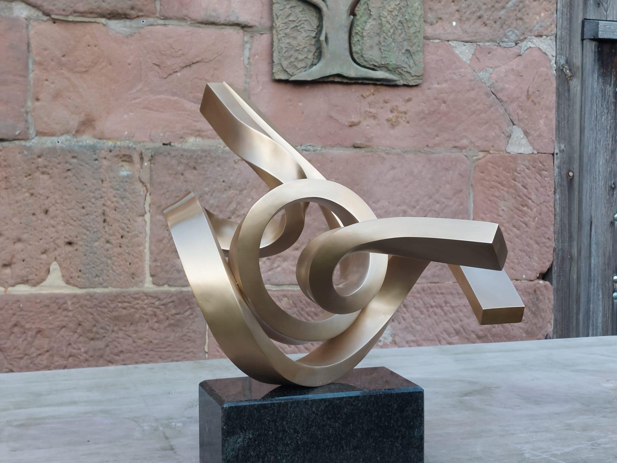 Dancing Elements by Kuno Vollet - Gold polished Bronze Sculpture Granite Base For Sale 10