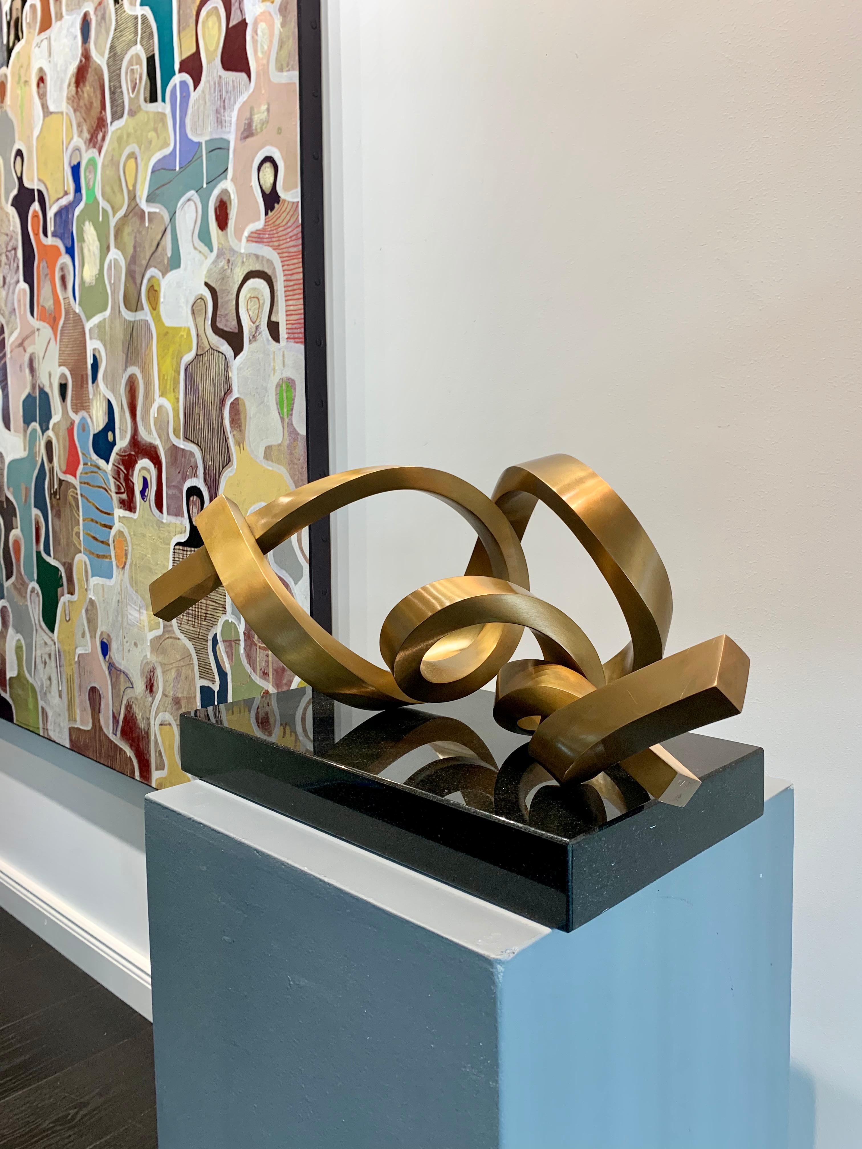 Infinitum by Kuno Vollet -Contemporary Abstract Gold Bronze sculpture For Sale 9