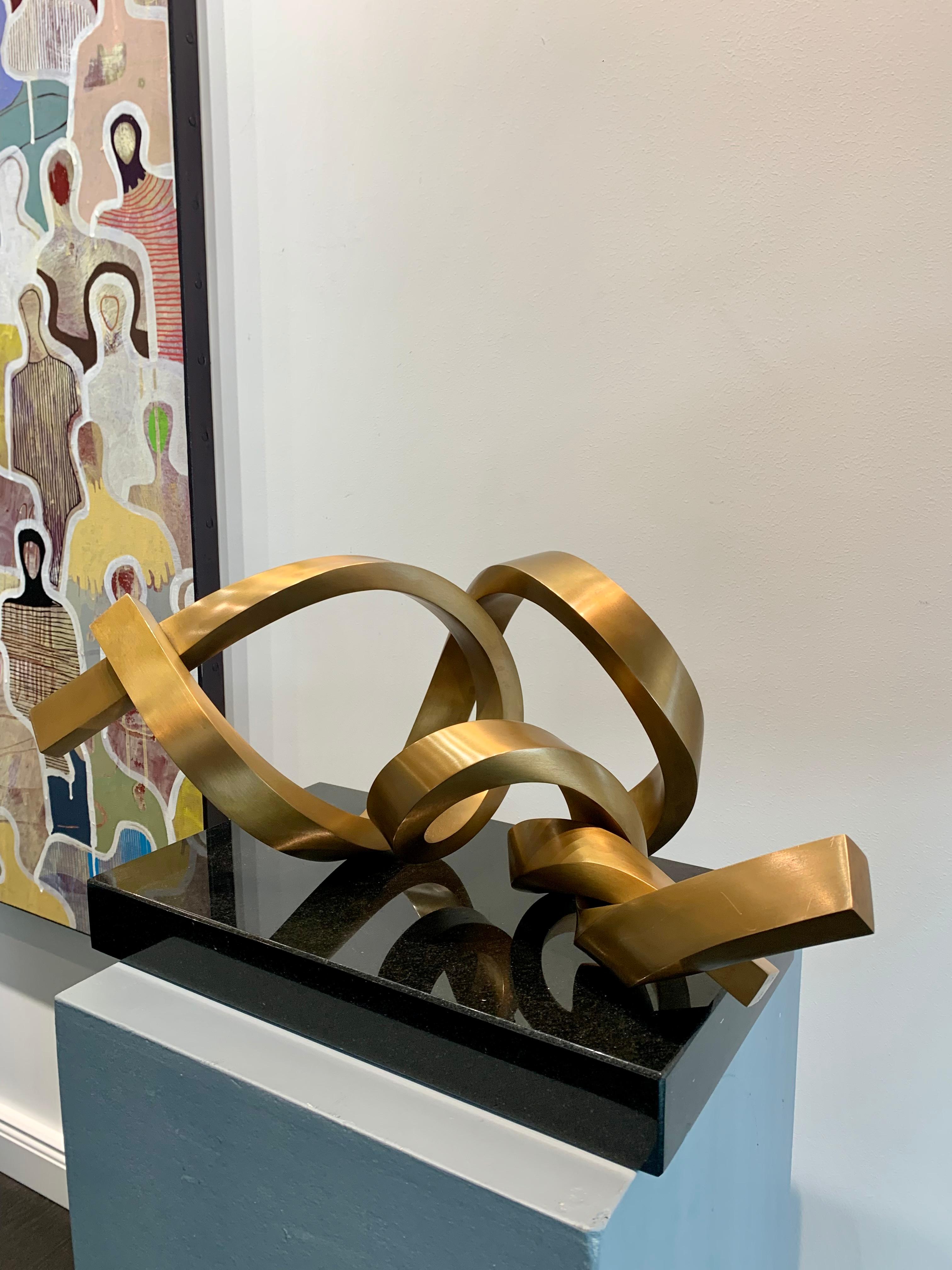 Infinitum by Kuno Vollet -Contemporary Abstract Gold Bronze sculpture For Sale 4