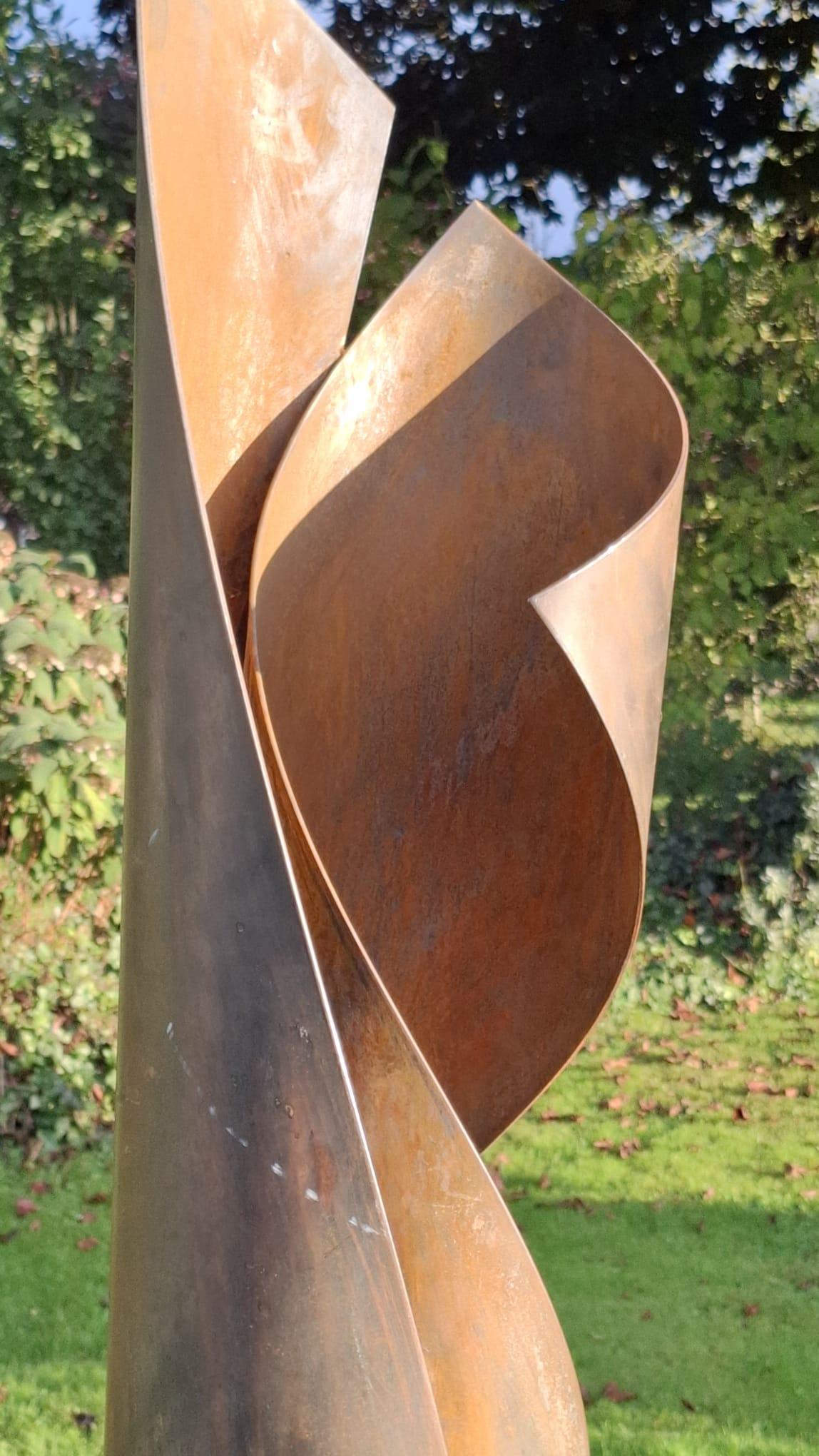 Acciaio arrugginito di grandi dimensioni  di Kuno Vollet Scultura contemporanea in acciaio in vendita 1