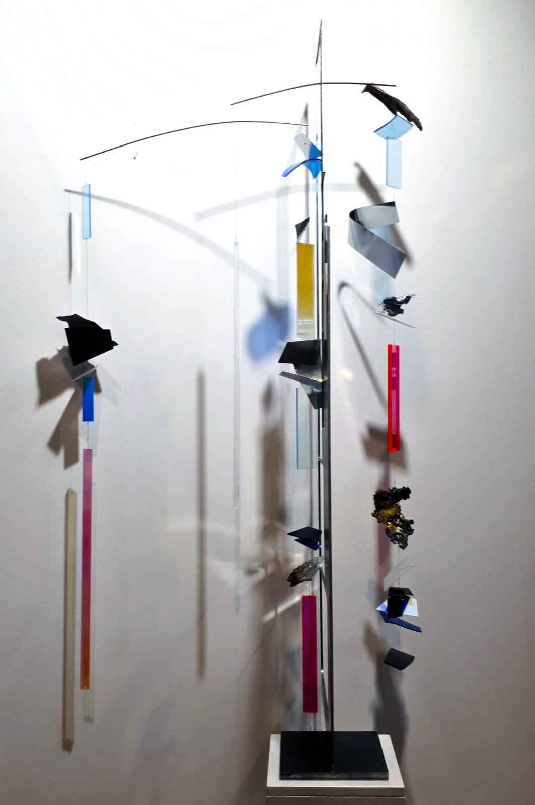 Movimientos móviles  de Kuno Vollet - Escultura contemporánea con partes móviles en venta 3