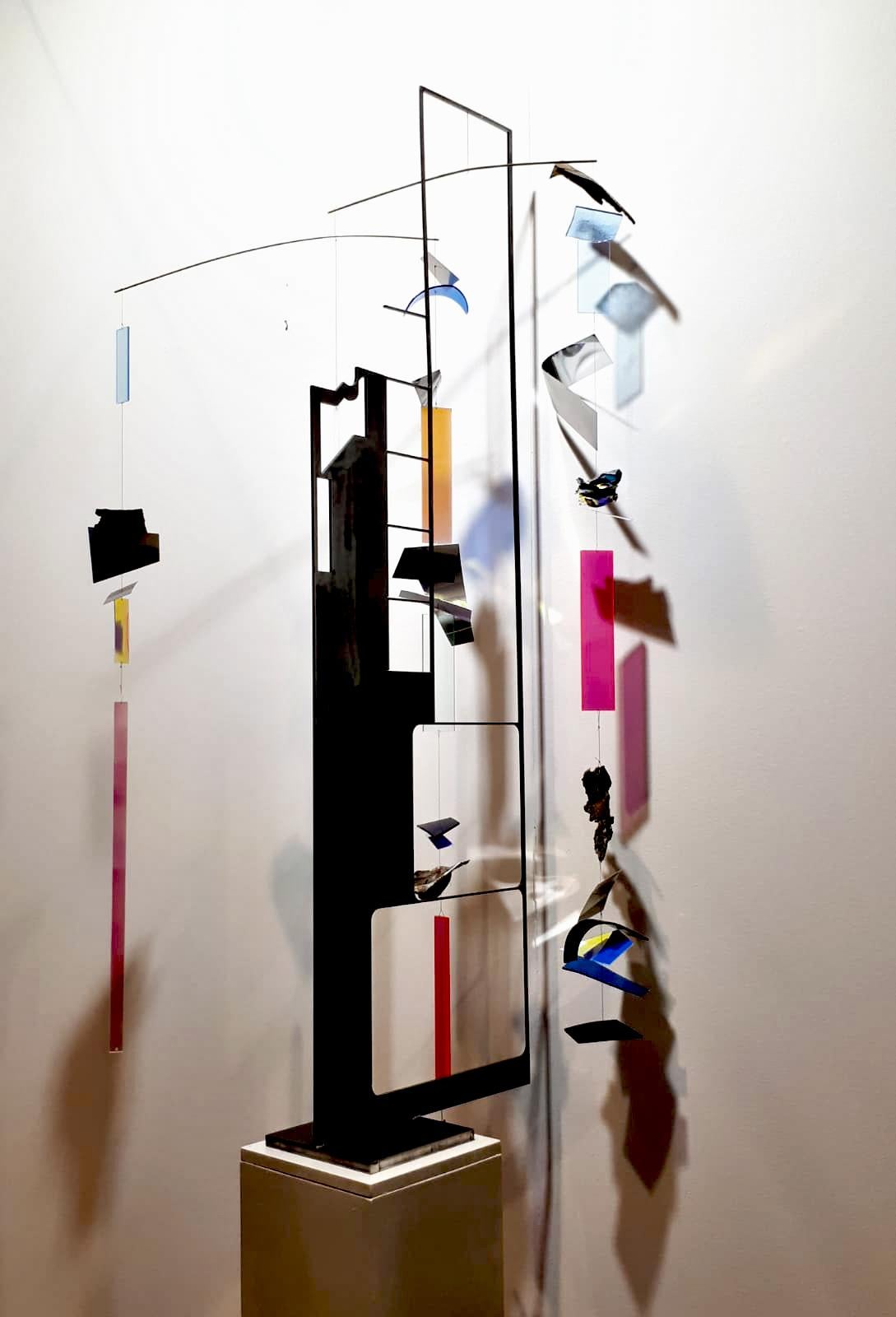 Movimientos móviles  de Kuno Vollet - Escultura contemporánea con partes móviles en venta 8