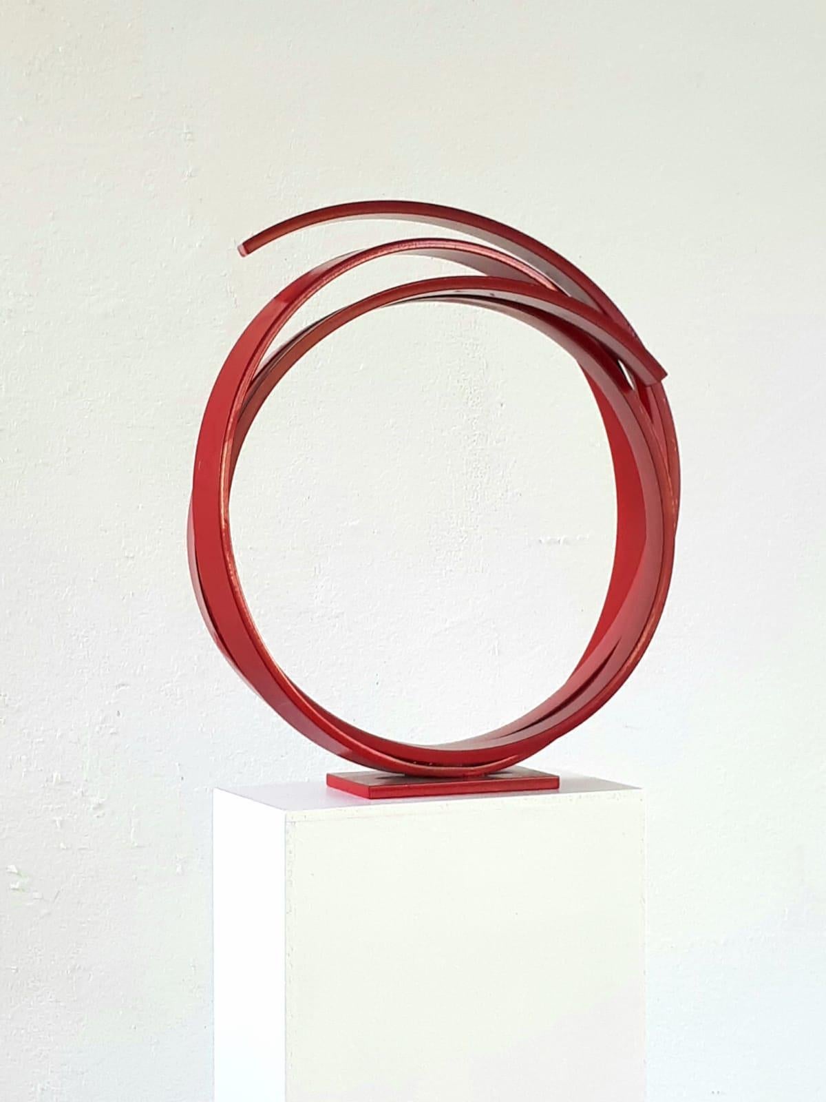 Red Sphere di Kuno Vollet - Scultura astratta contemporanea circolare in acciaio rosso in vendita 1