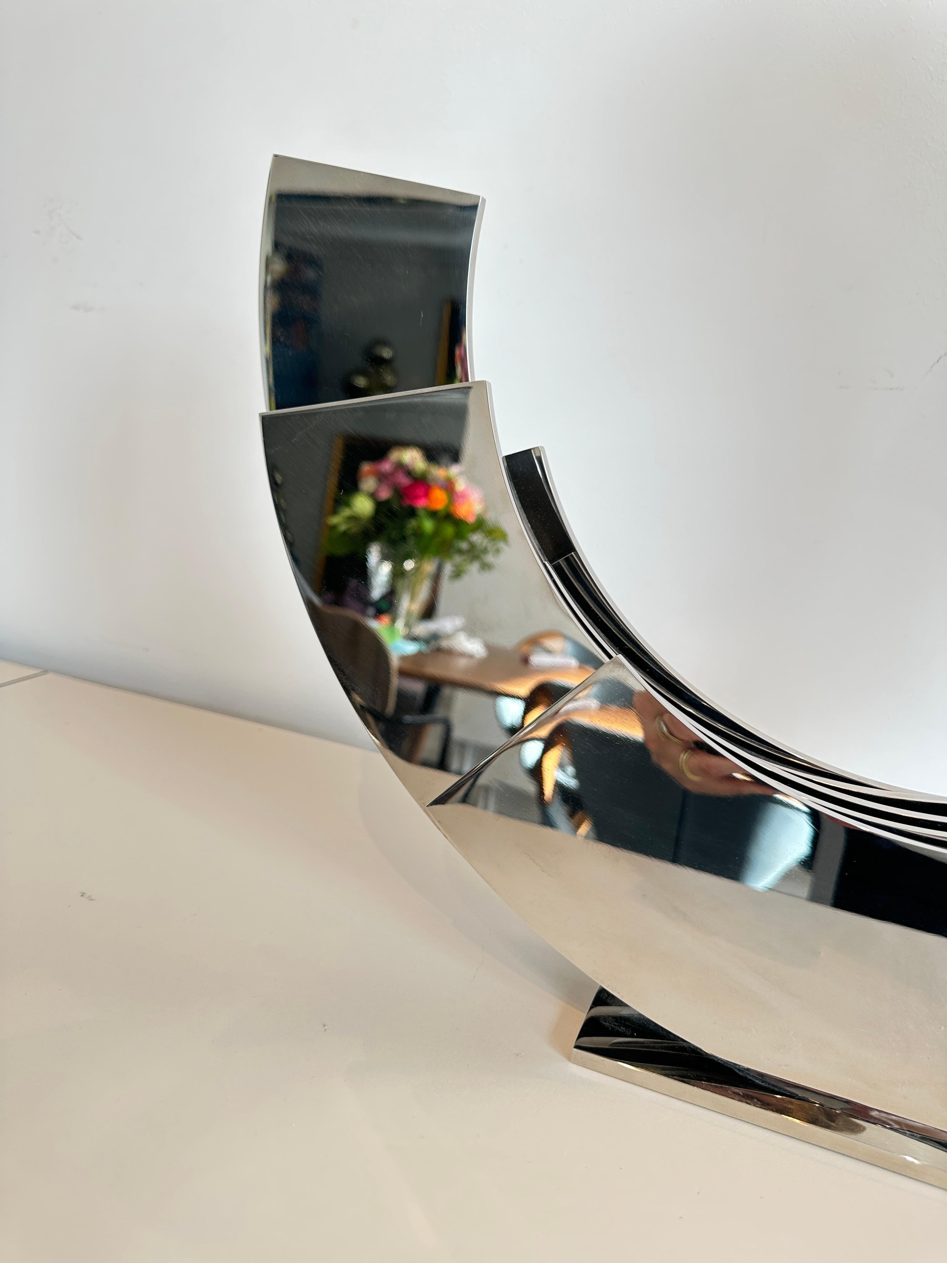 Silver Orbit di Kuno Vollet - Scultura contemporanea in ottone con base in argento in vendita 9