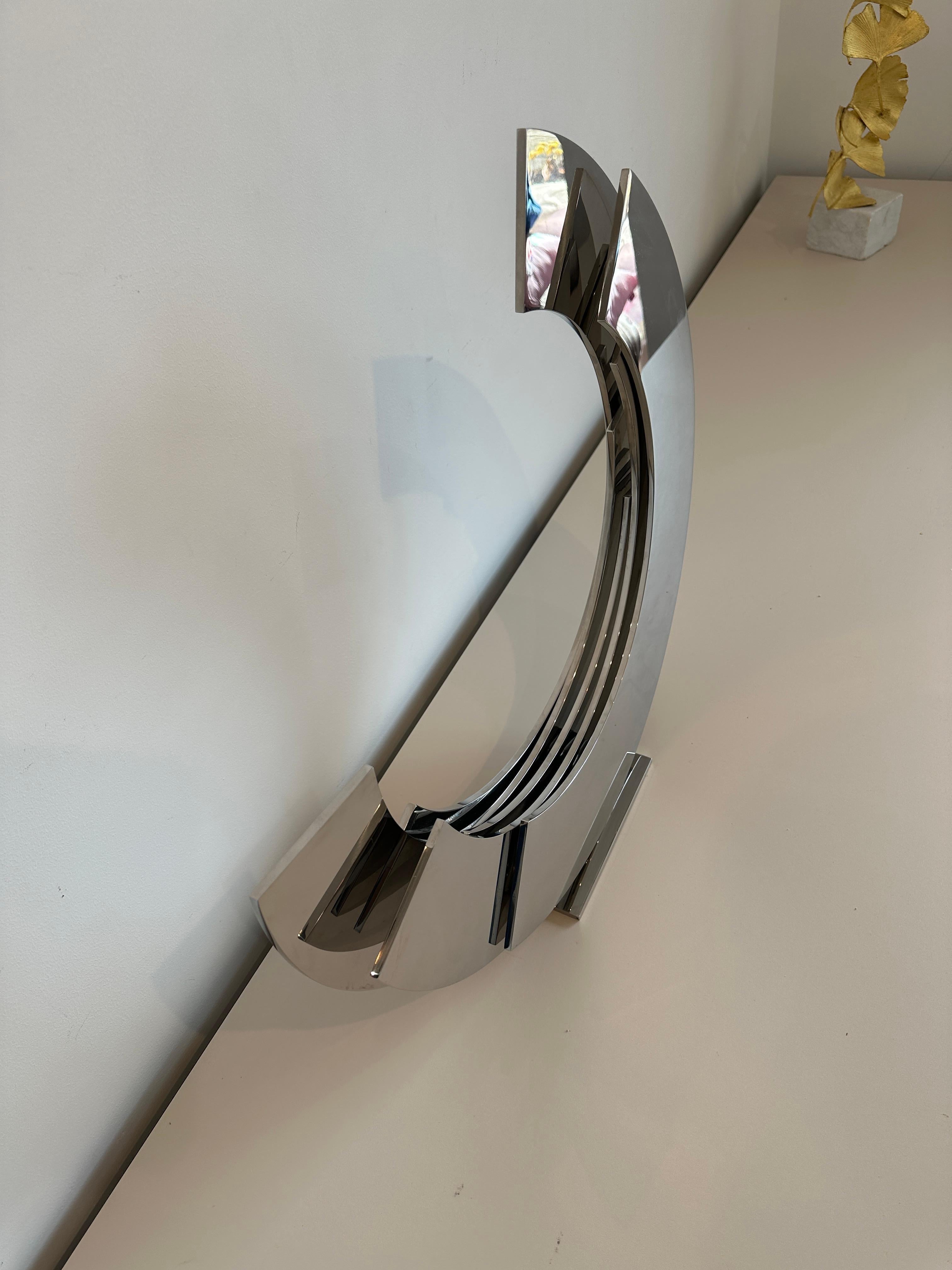 Silver Orbit di Kuno Vollet - Scultura contemporanea in ottone con base in argento in vendita 8
