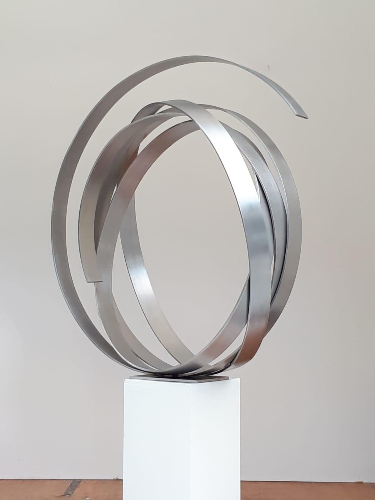 Silver Circle by Kuno Vollet - Contemporary indoor or outdoor sculpture