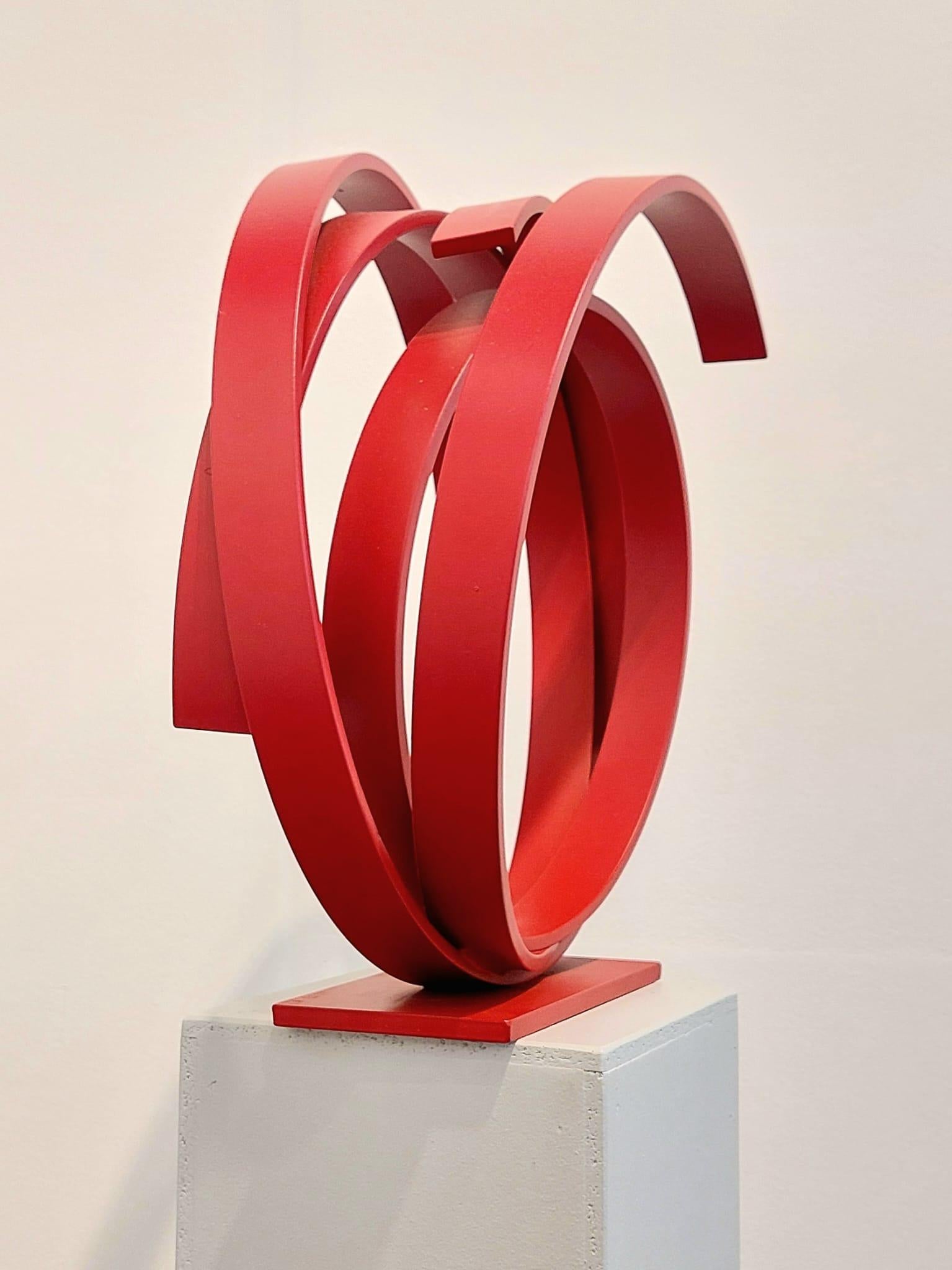 Pequeña órbita roja de Kuno Vollet - Gran escultura orbital redonda contemporánea en venta 2