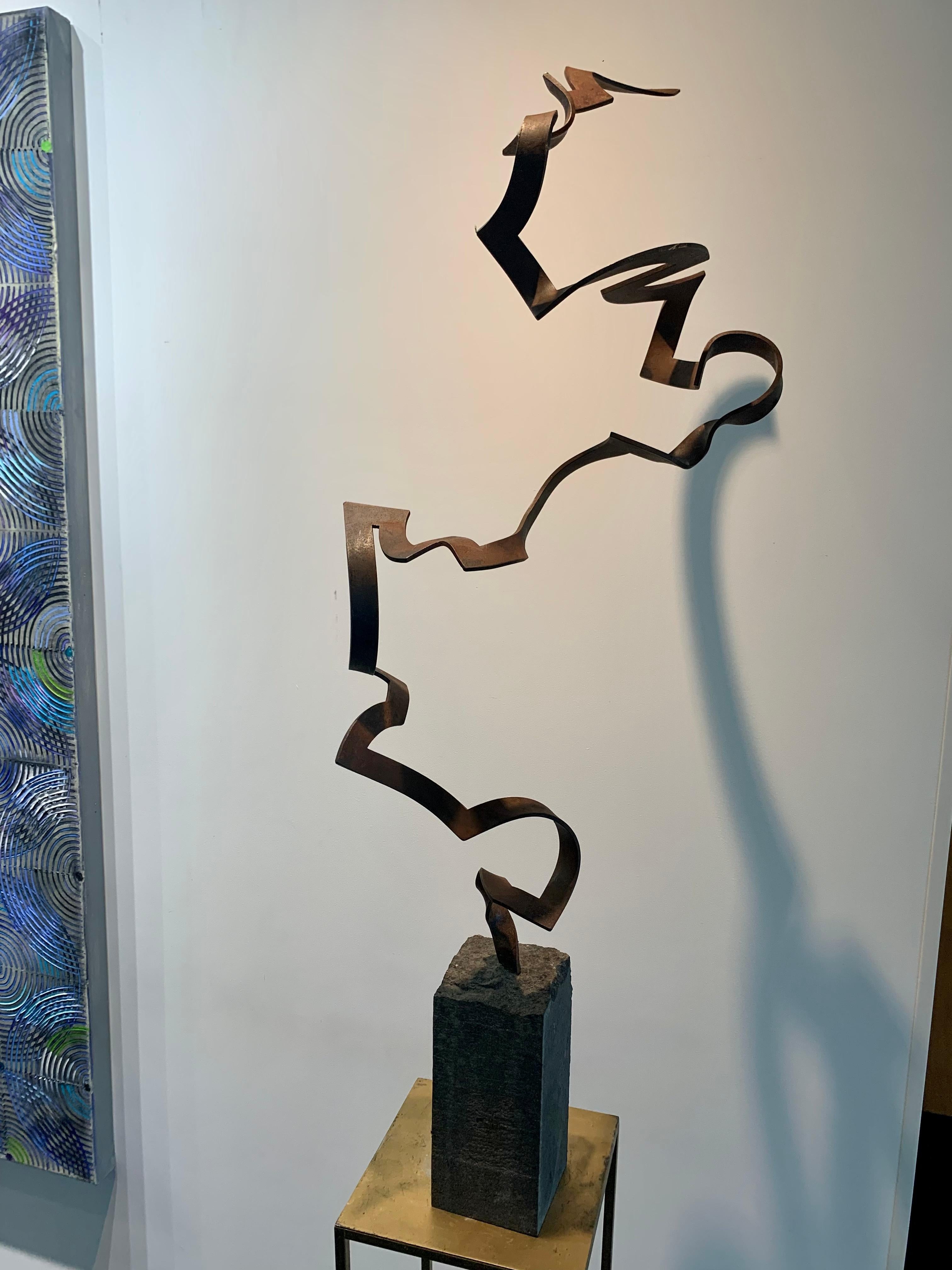 Steel Dance by Kuno Vollet Contemporary Steel Sculpture for indoor or outdoor For Sale 8