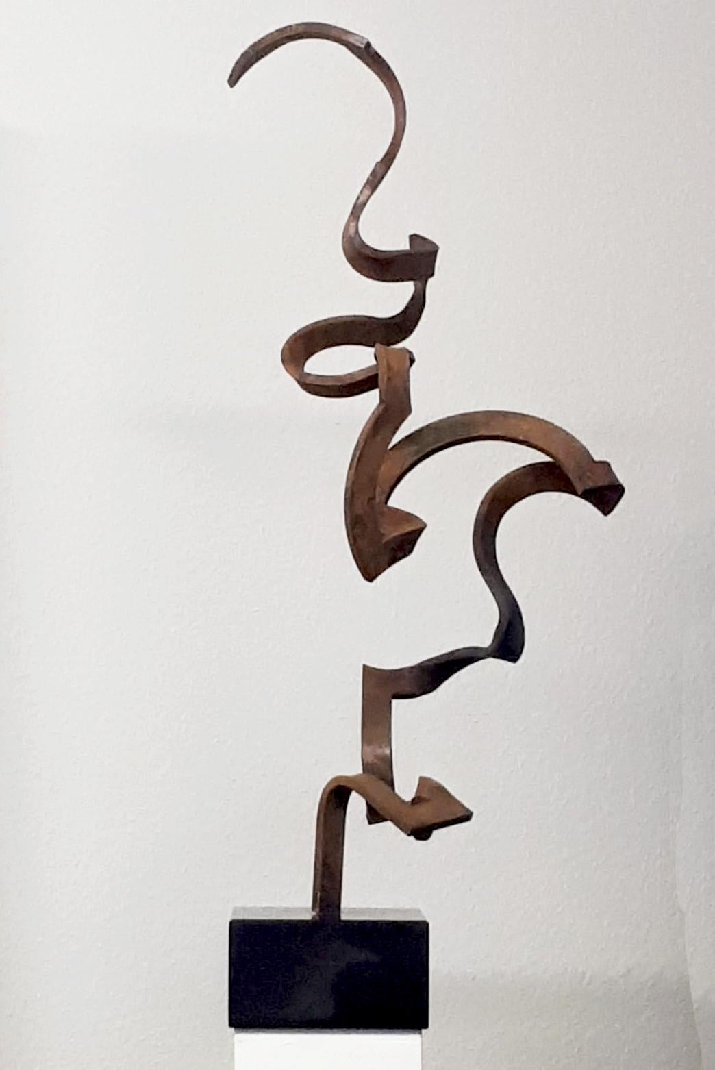 Steel Dance by Kuno Vollet Contemporary Steel Sculpture for indoor or outdoor For Sale 1