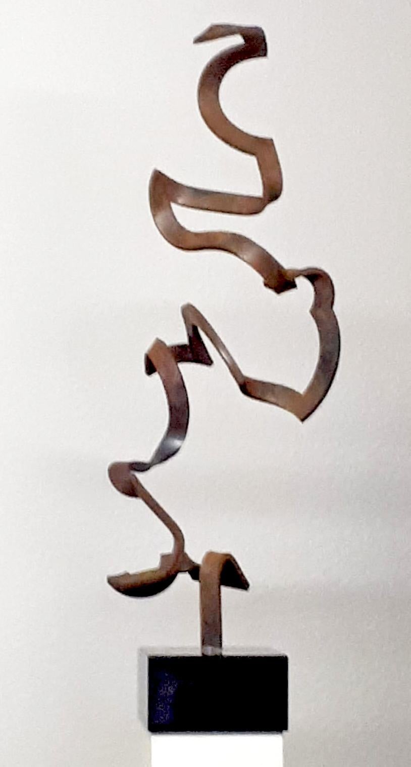 Steel Dance by Kuno Vollet Contemporary Steel Sculpture for indoor or outdoor For Sale 6