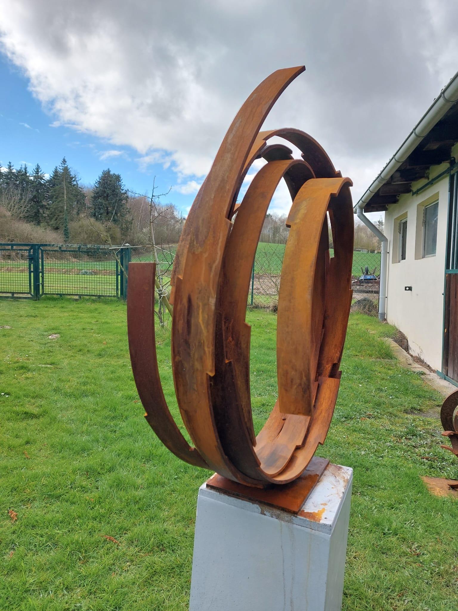 Steel Orbit by Kuno Vollet - Contemporary Rusted sculpture for Outdoors For Sale 10