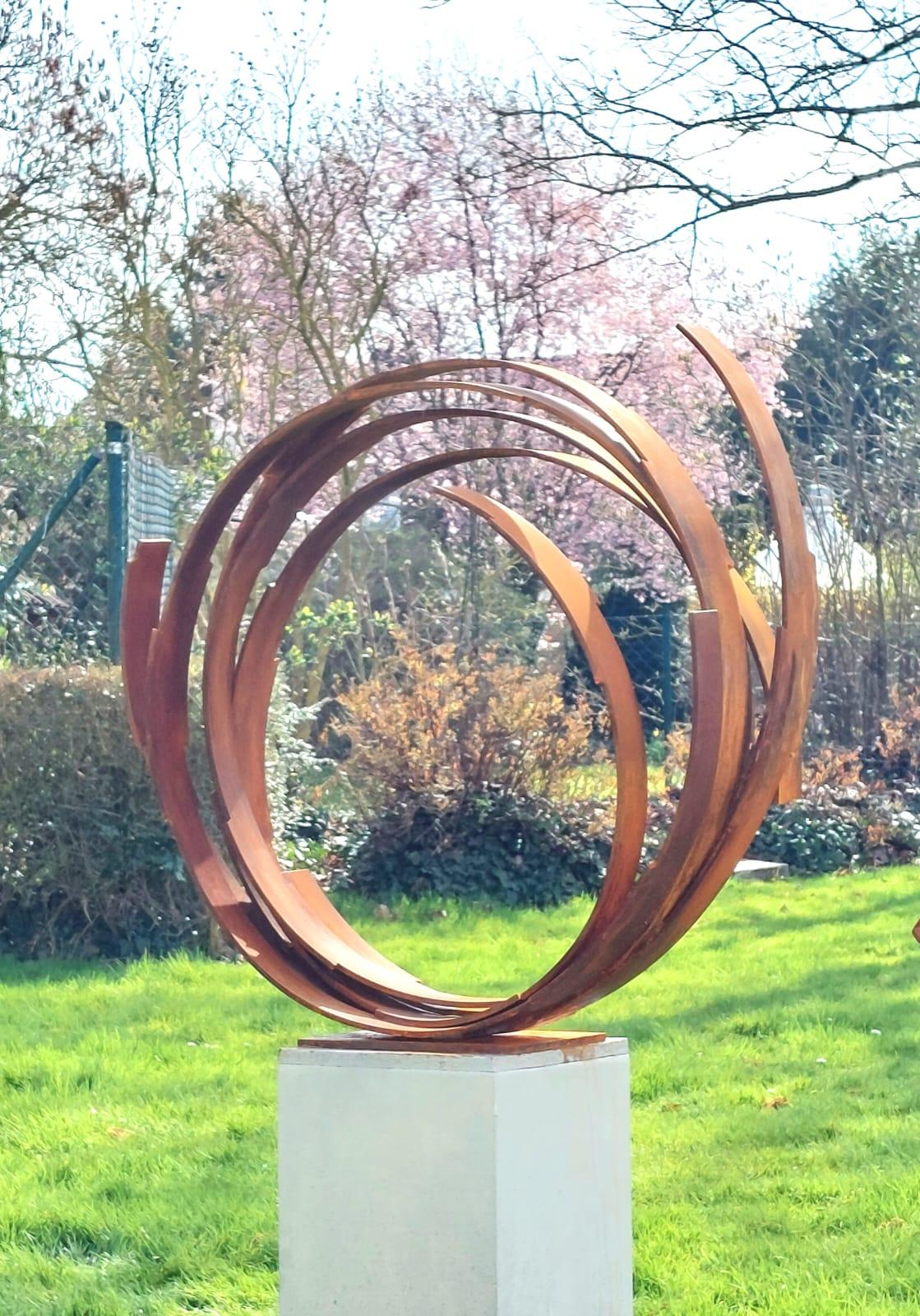 Steel Orbit by Kuno Vollet - Contemporary Rusted sculpture for Outdoors For Sale 1