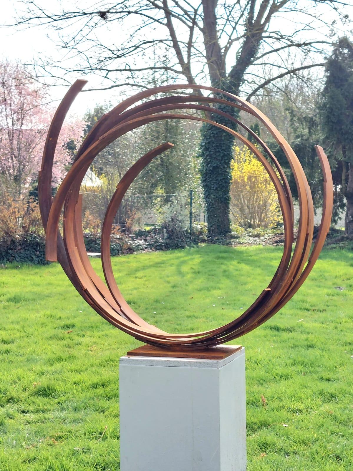 Steel Orbit by Kuno Vollet - Contemporary Rusted sculpture for Outdoors For Sale 8
