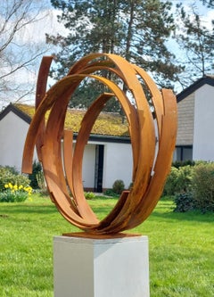Orbite en acier de Kuno Vollet - Sculpture rouillée contemporaine pour l'extérieur